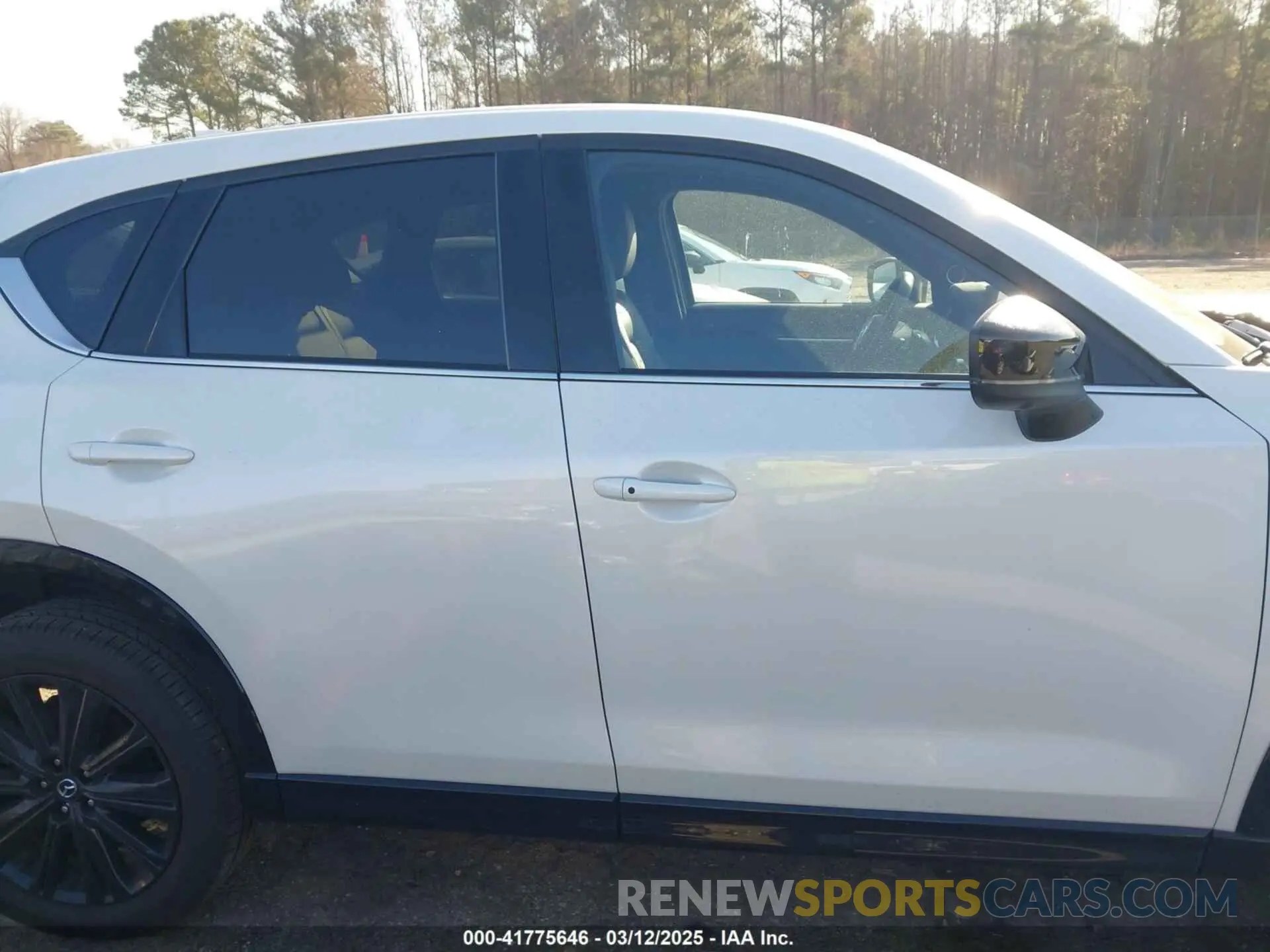 14 Фотография поврежденного автомобиля JM3KFBDY8S0548180 MAZDA CX-5 2025