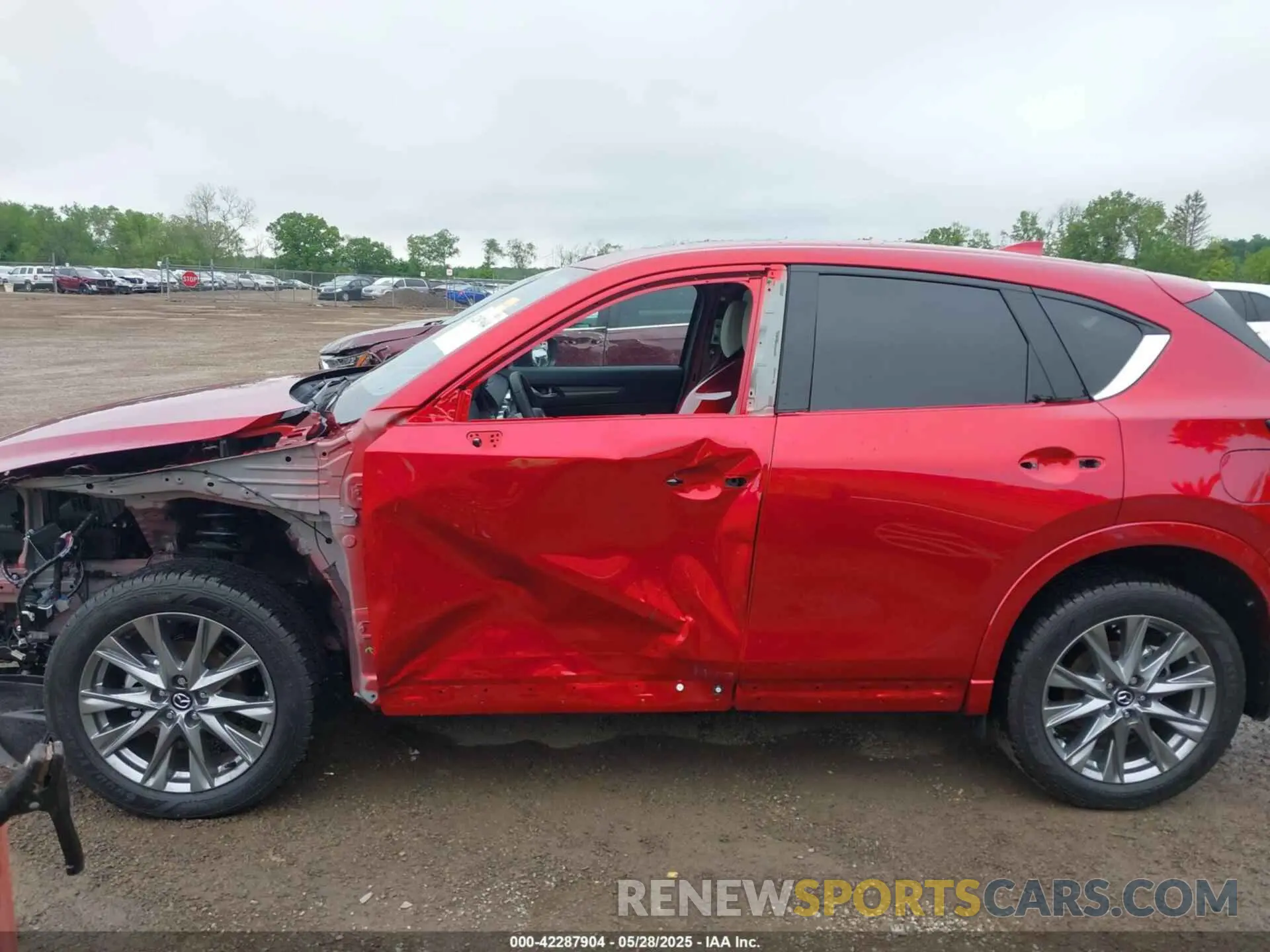 15 Photograph of a damaged car JM3KFBEM1S0653669 MAZDA CX-5 2025