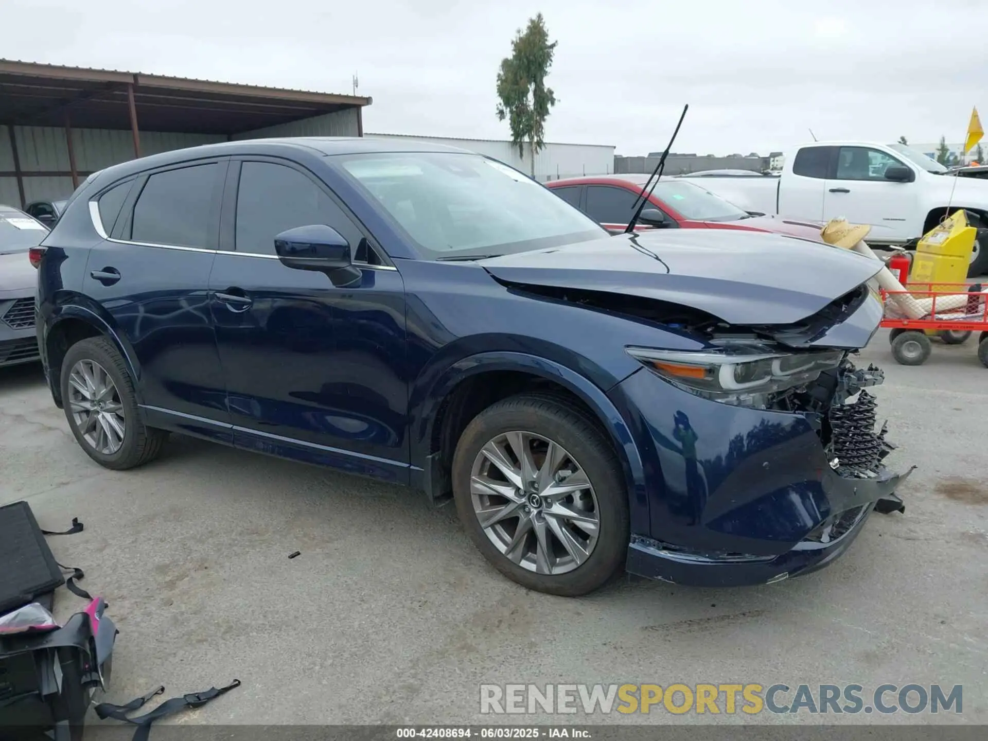 1 Photograph of a damaged car JM3KFBEM5S0575509 MAZDA CX-5 2025