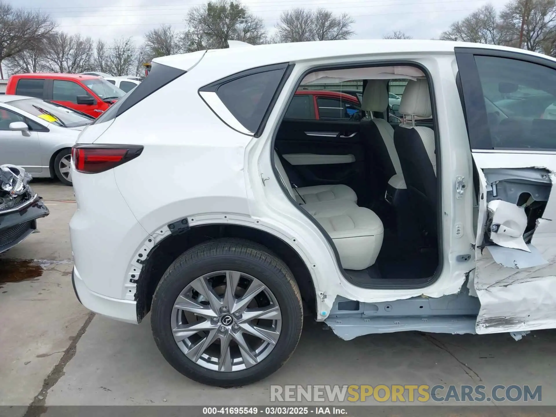 18 Фотография поврежденного автомобиля JM3KFBEM9S0549107 MAZDA CX-5 2025