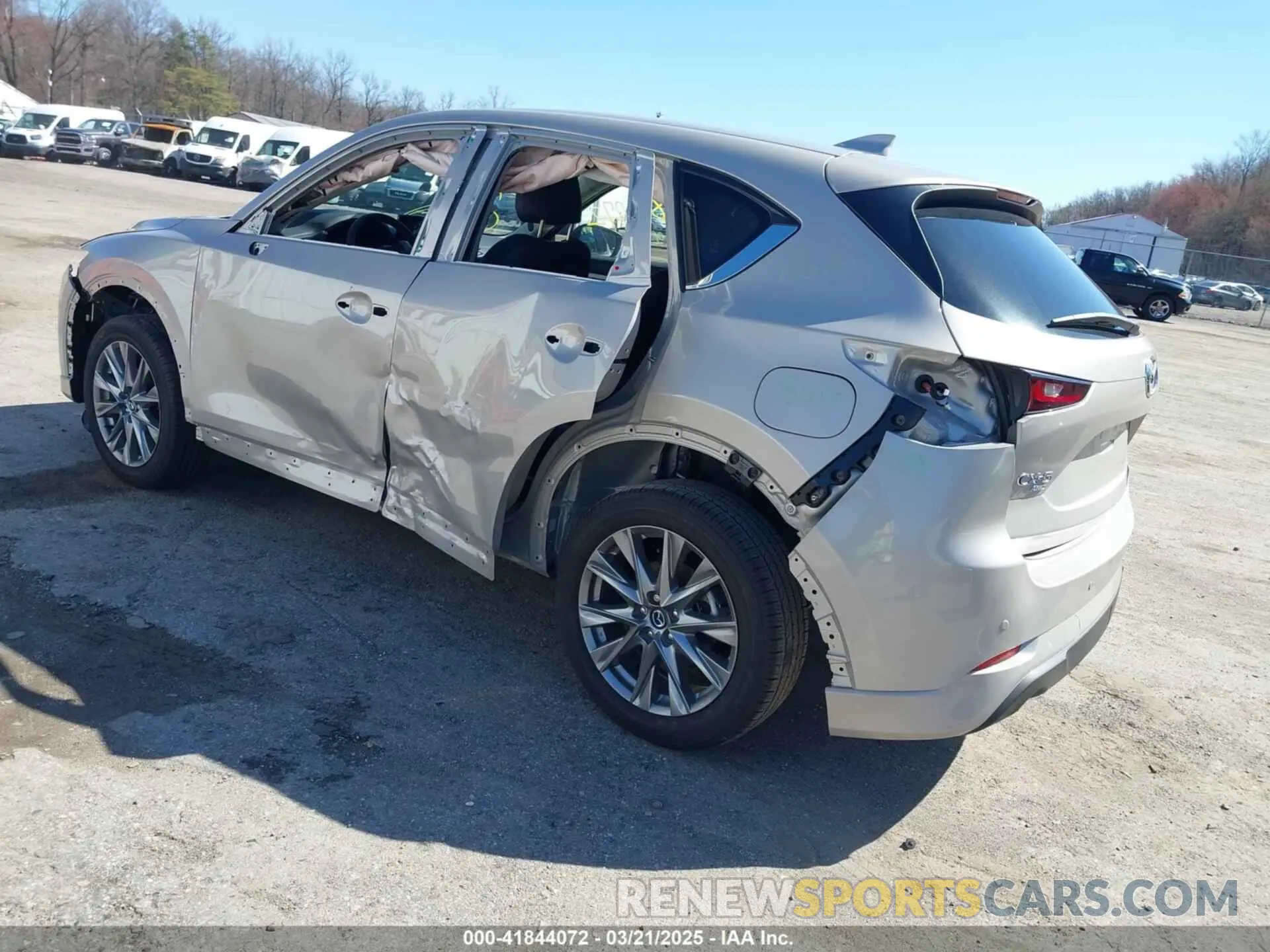 3 Фотография поврежденного автомобиля JM3KFBEM9S0579269 MAZDA CX-5 2025