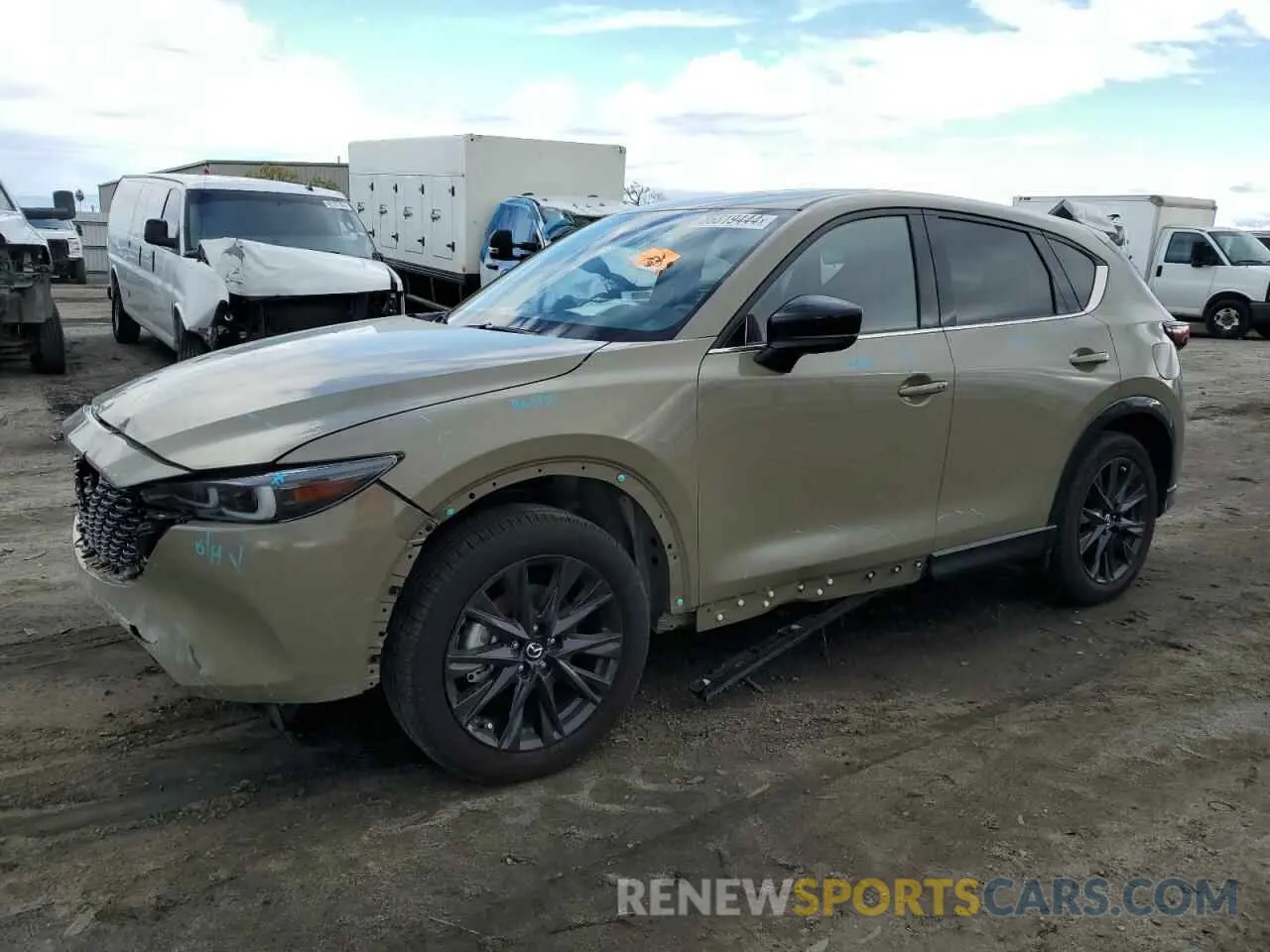 1 Фотография поврежденного автомобиля JM3KFBAY5R0403872 MAZDA CX-5 CARBO 2024