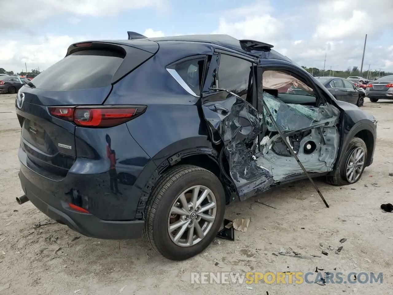 3 Фотография поврежденного автомобиля JM3KFBCM9N1633901 MAZDA CX-5 PREFE 2022