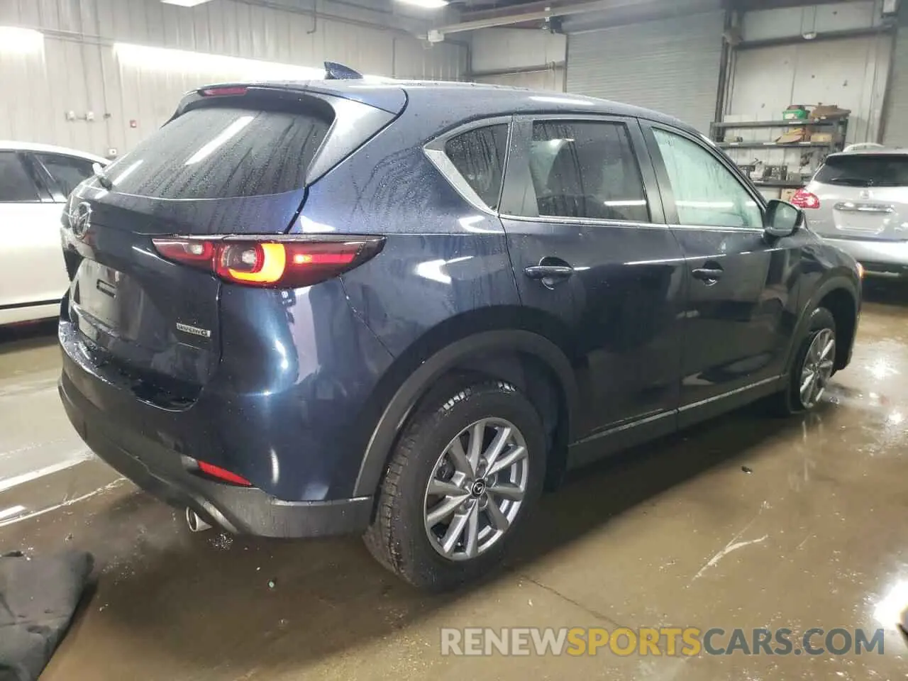 3 Фотография поврежденного автомобиля JM3KFBCM9P0132614 MAZDA CX-5 PREFE 2023