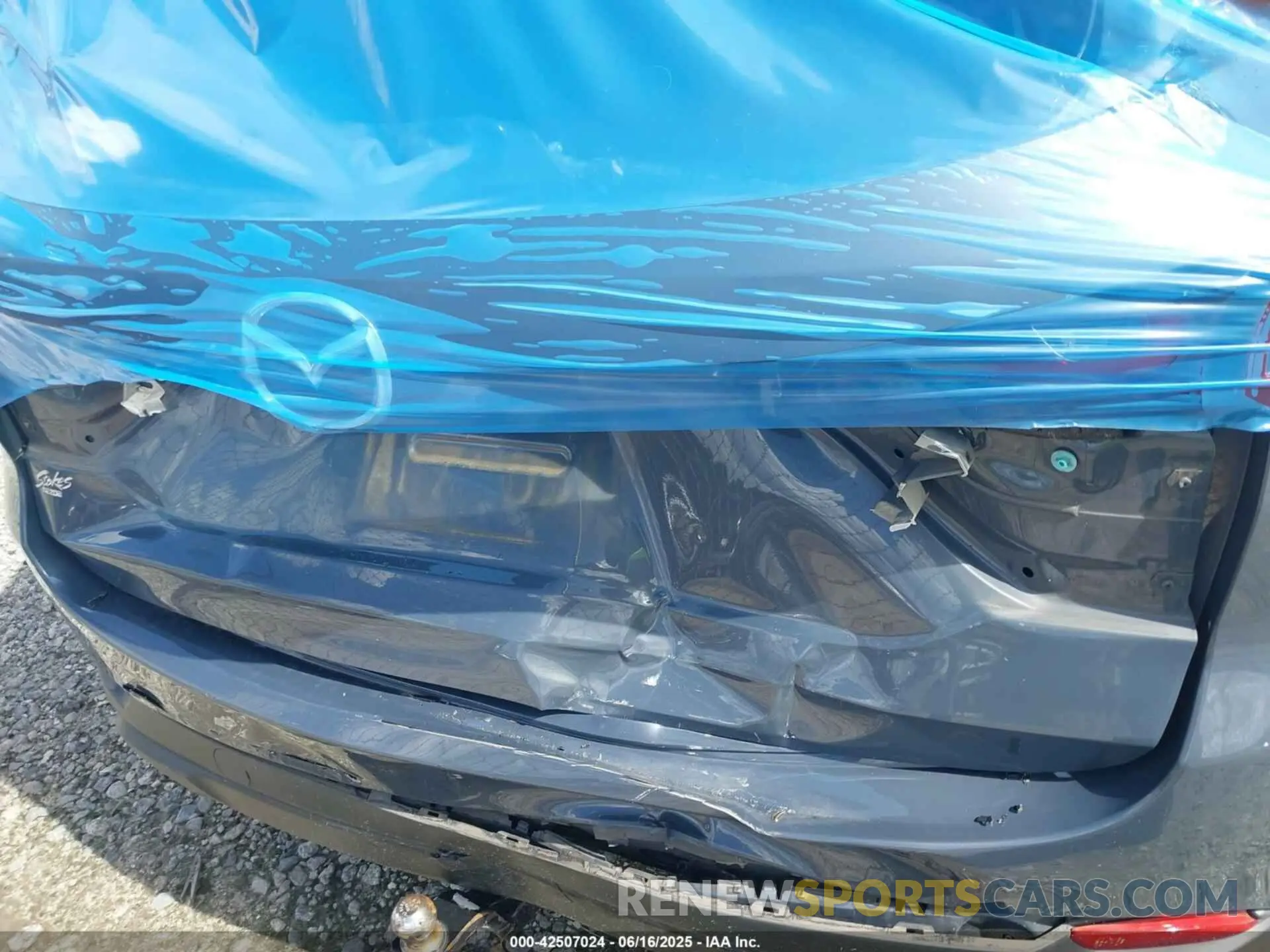 16 Фотография поврежденного автомобиля JM3KSBCM4N0532335 MAZDA CX-5 PREFERRED 2022