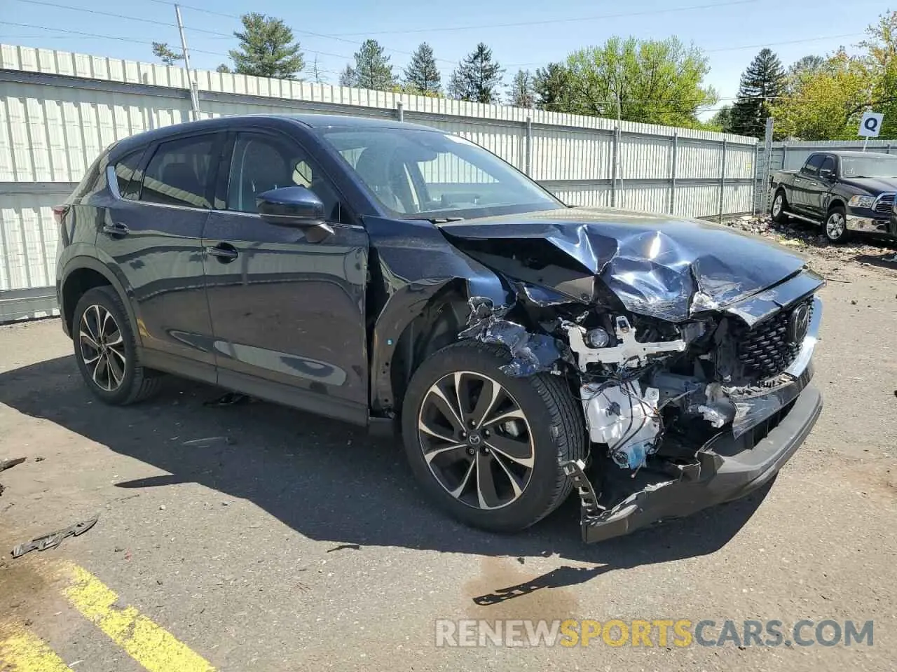 4 Фотография поврежденного автомобиля JM3KFBEM3N1619716 MAZDA CX-5 PREMI 2022