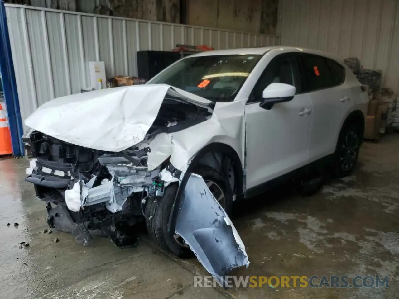 1 Фотография поврежденного автомобиля JM3KFBDM6P0210040 MAZDA CX-5 PREMI 2023