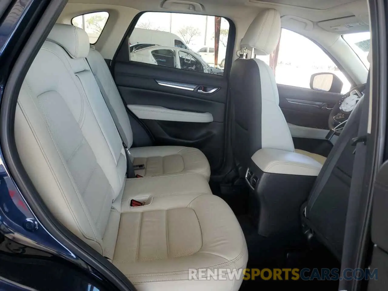 11 Фотография поврежденного автомобиля JM3KFBDM6P0261800 MAZDA CX-5 PREMI 2023