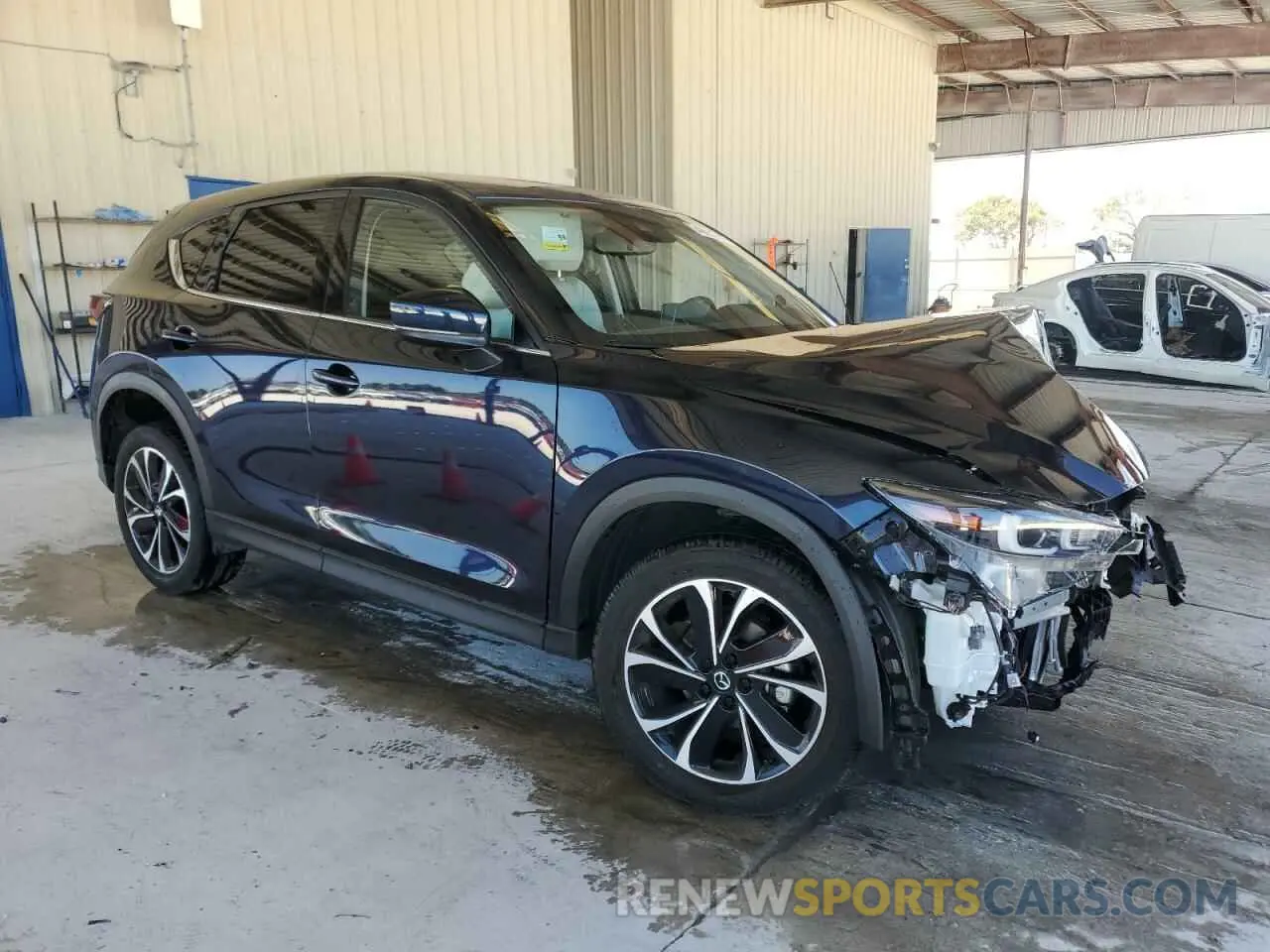 4 Фотография поврежденного автомобиля JM3KFBDM6P0261800 MAZDA CX-5 PREMI 2023