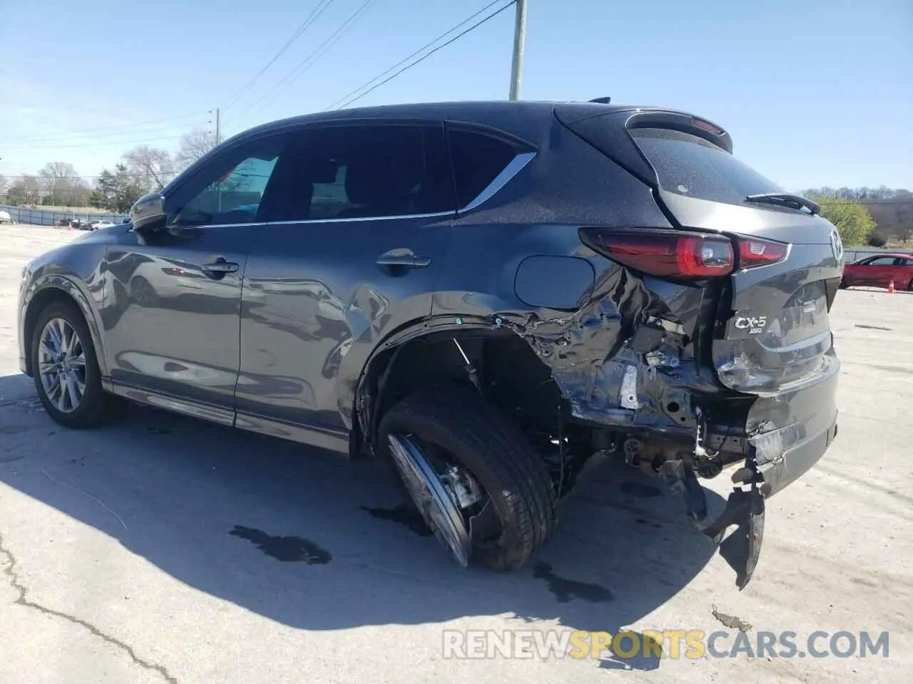 2 Фотография поврежденного автомобиля JM3KFBDLXR0462710 MAZDA CX-5 PREMI 2024