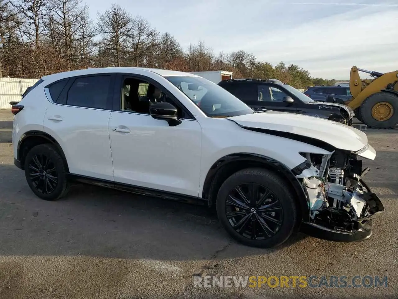 4 Фотография поврежденного автомобиля JM3KFBDY3R0417426 MAZDA CX-5 PREMI 2024
