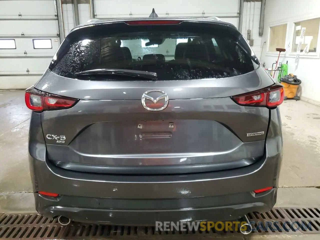 6 Photograph of a damaged car JM3KFBBM4P0221573 MAZDA CX-5 SELEC 2023
