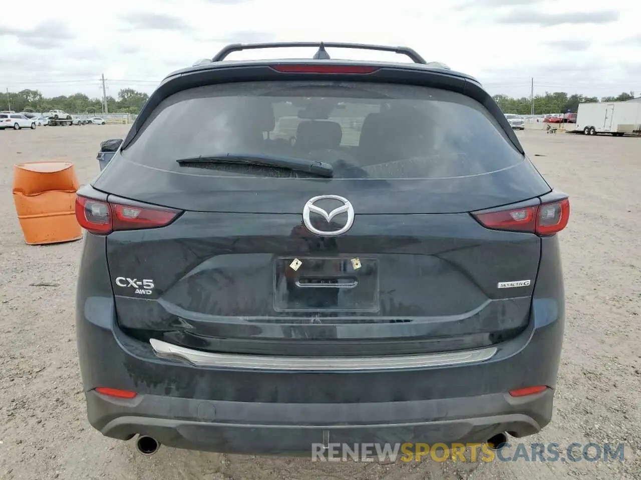 6 Photograph of a damaged car JM3KFBBM9P0285270 MAZDA CX-5 SELEC 2023