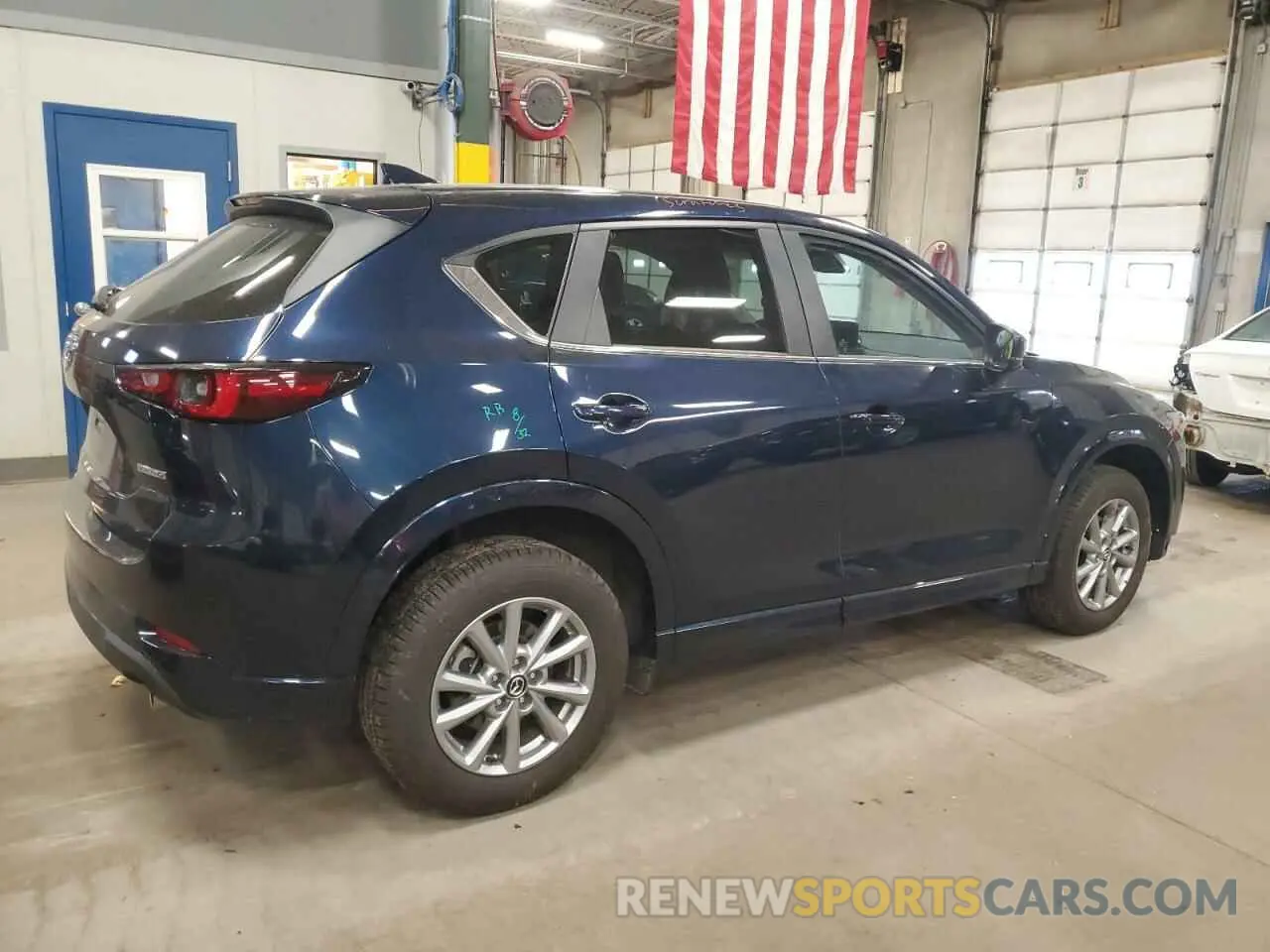 3 Фотография поврежденного автомобиля JM3KFBBL0R0465019 MAZDA CX-5 SELEC 2024
