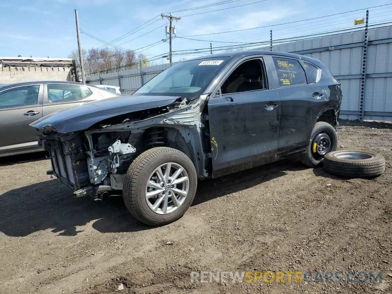 1 Фотография поврежденного автомобиля JM3KFBBL8R0512801 MAZDA CX-5 SELEC 2024