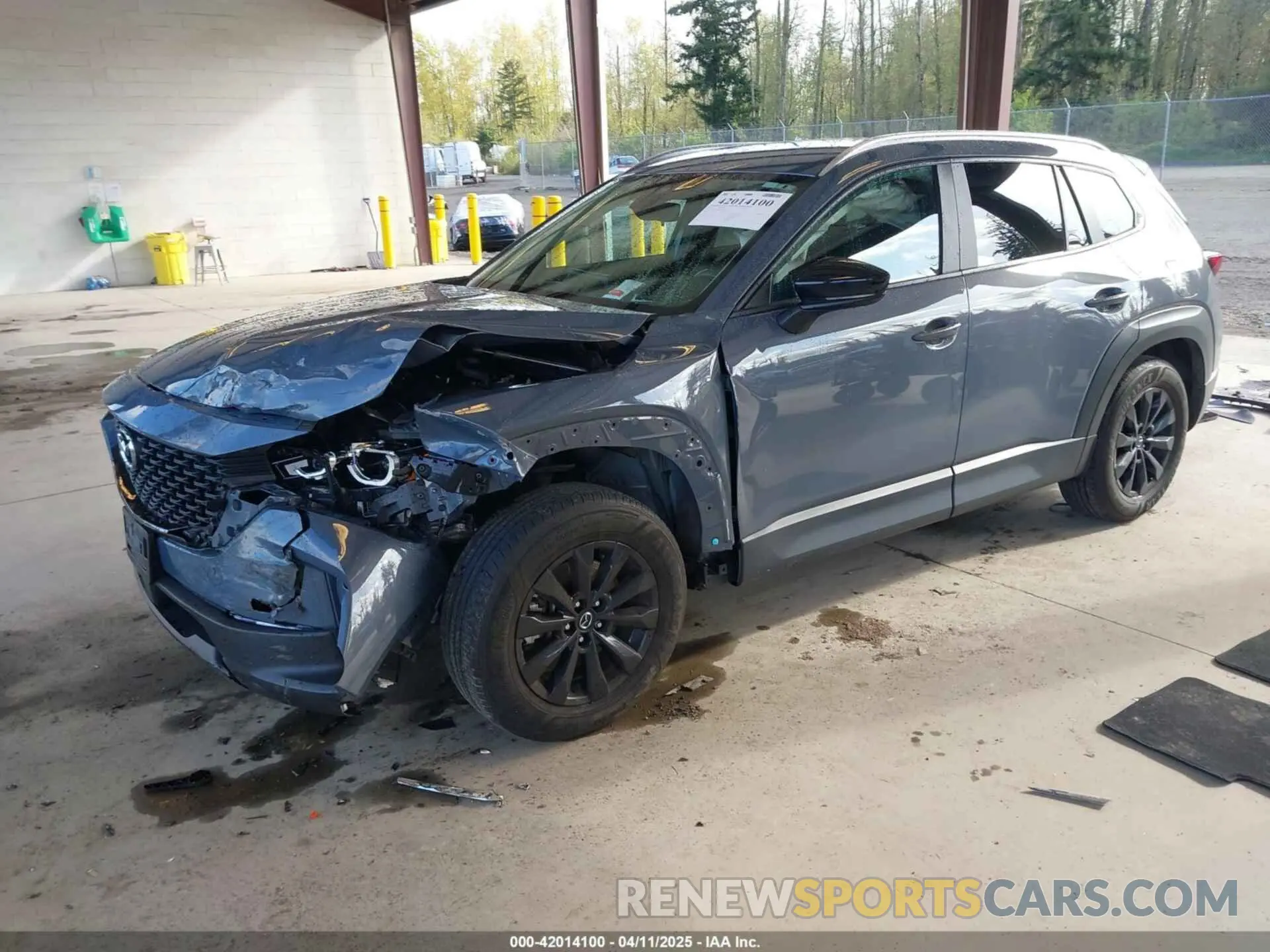 2 Photograph of a damaged car 7MMVABAM2PN110674 MAZDA CX-50 2023