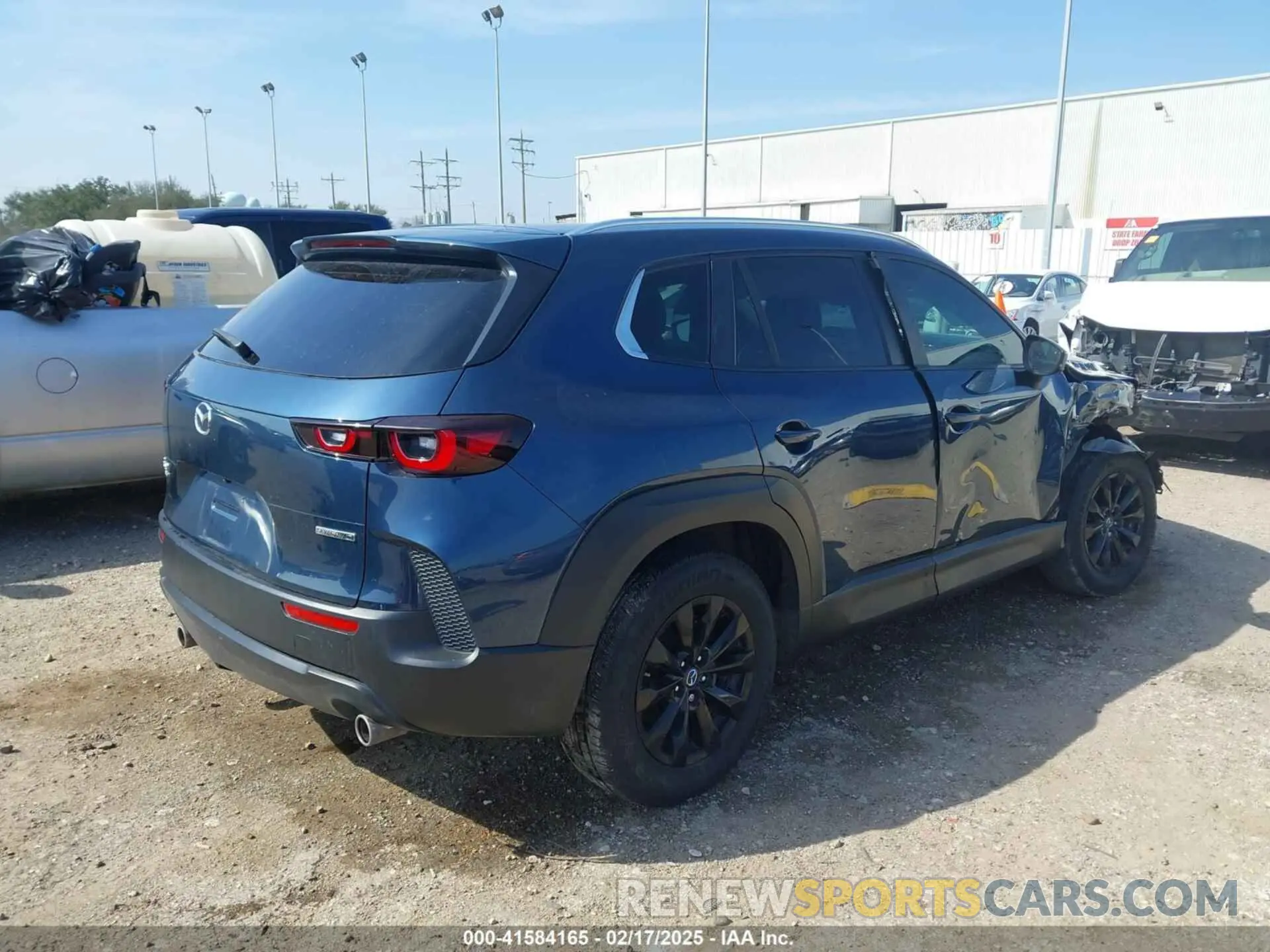 4 Фотография поврежденного автомобиля 7MMVABCM2PN129237 MAZDA CX-50 2023