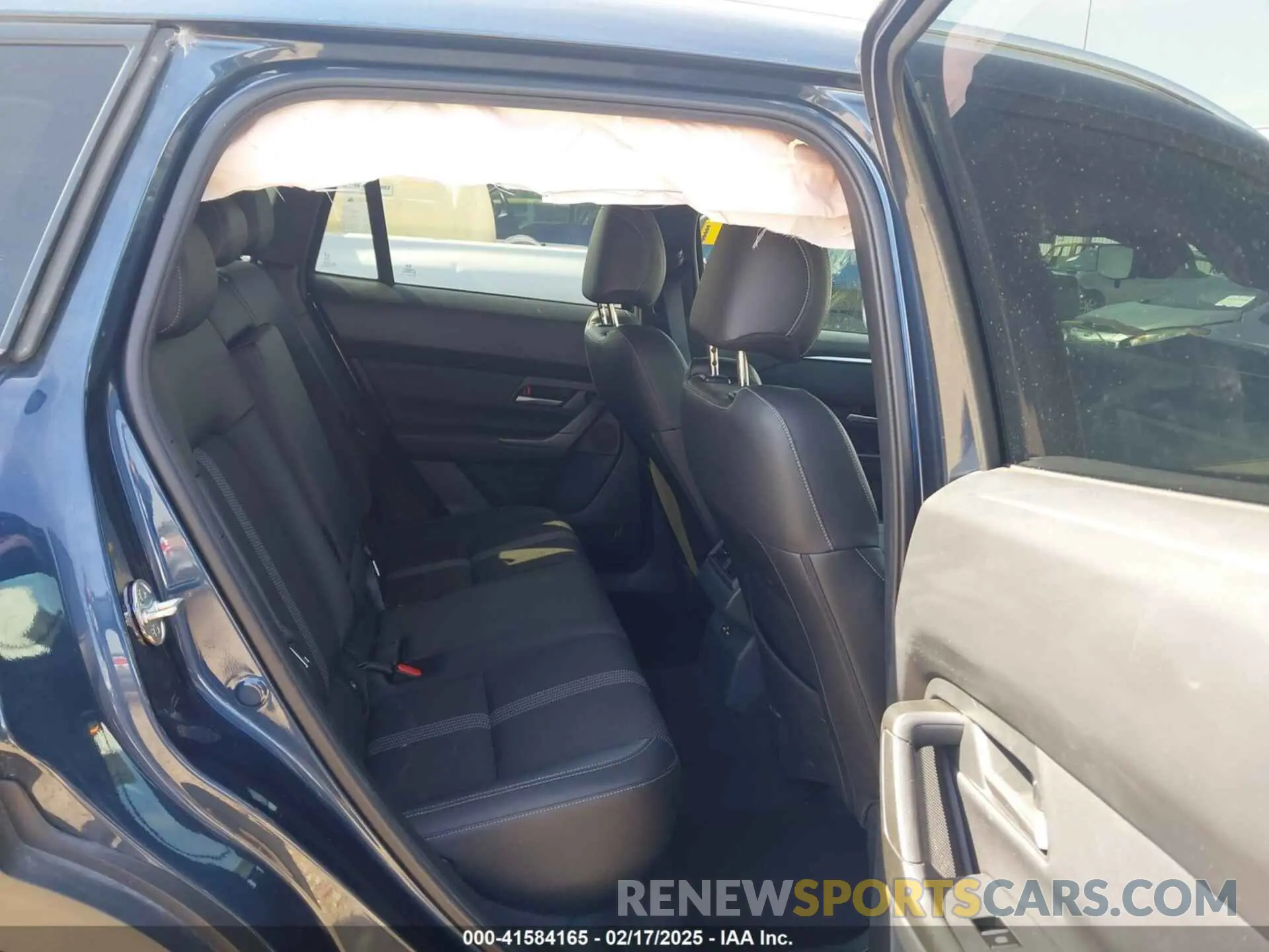 8 Фотография поврежденного автомобиля 7MMVABCM2PN129237 MAZDA CX-50 2023