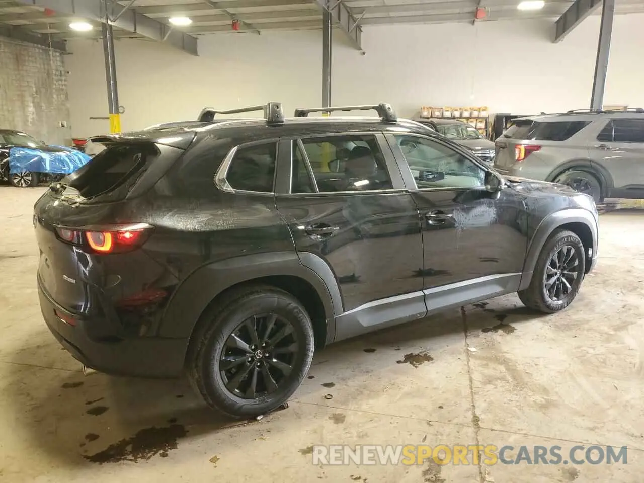 3 Photograph of a damaged car 7MMVABCM2PN149567 MAZDA CX-50 2023