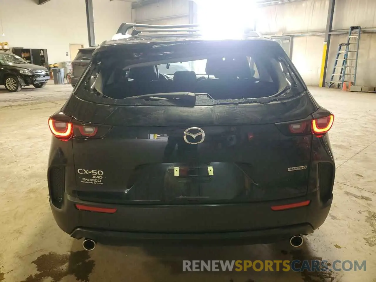 6 Photograph of a damaged car 7MMVABCM2PN149567 MAZDA CX-50 2023