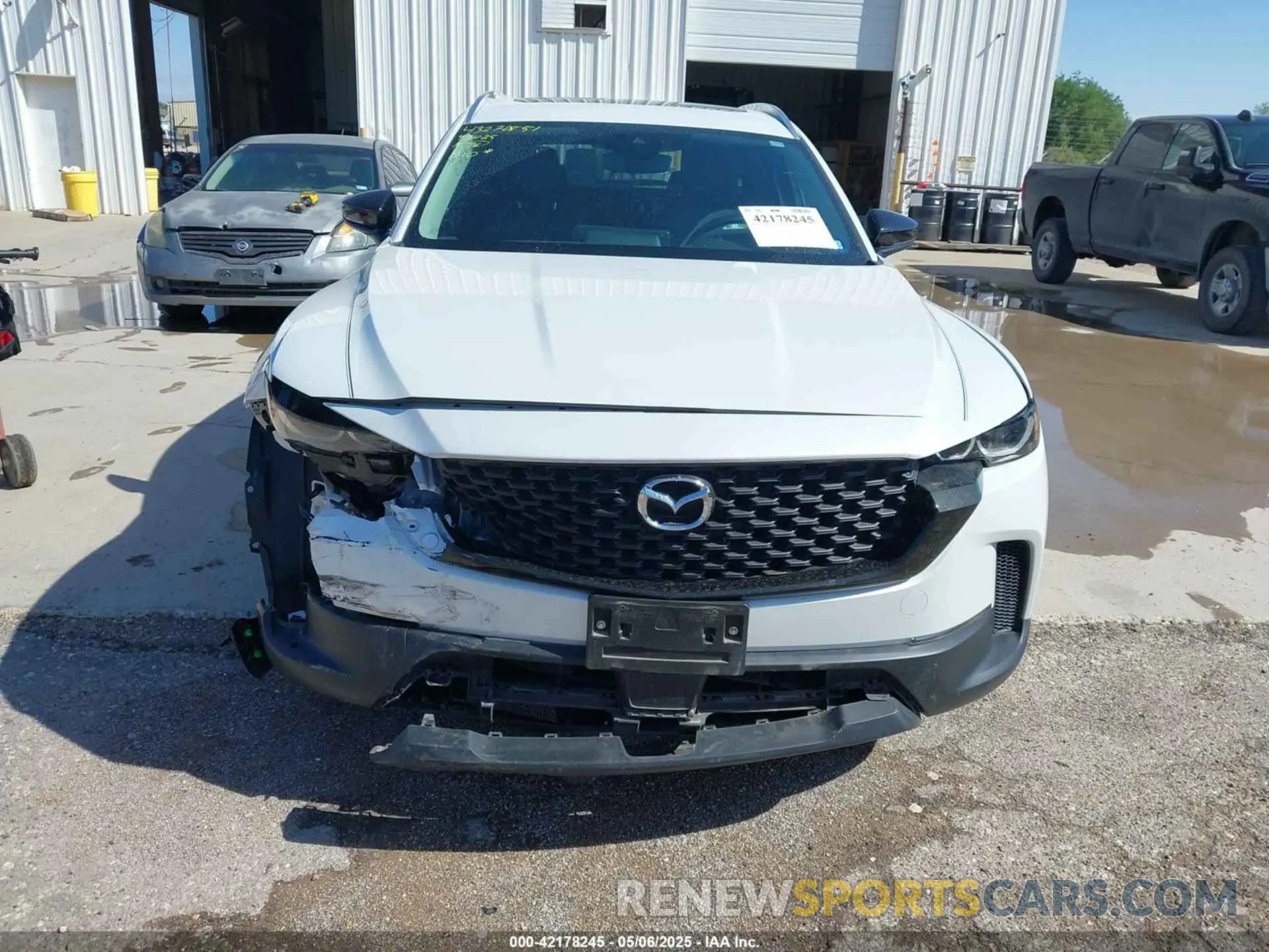 12 Photograph of a damaged car 7MMVABCM7PN142159 MAZDA CX-50 2023