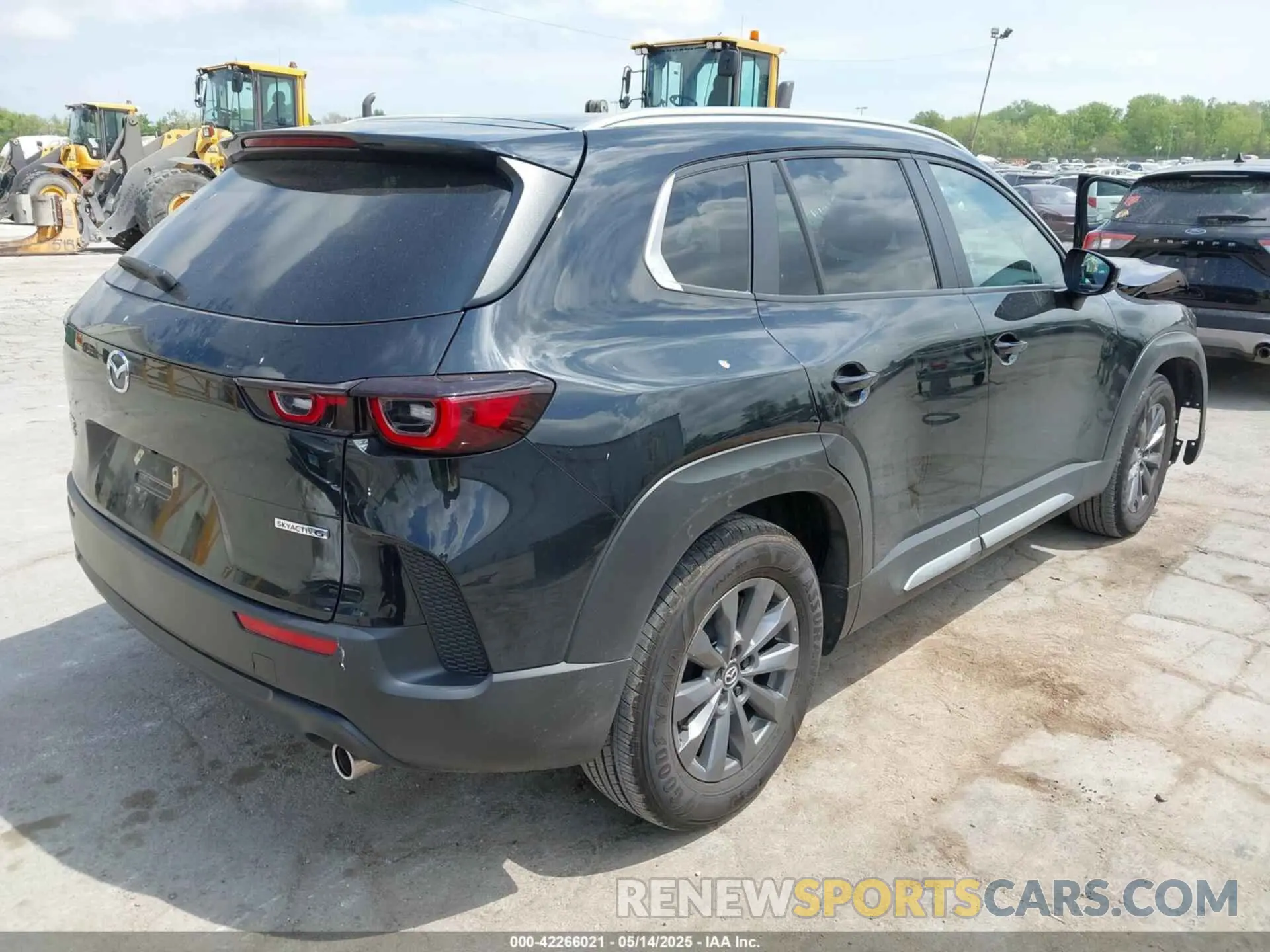 4 Фотография поврежденного автомобиля 7MMVABCM7PN145966 MAZDA CX-50 2023