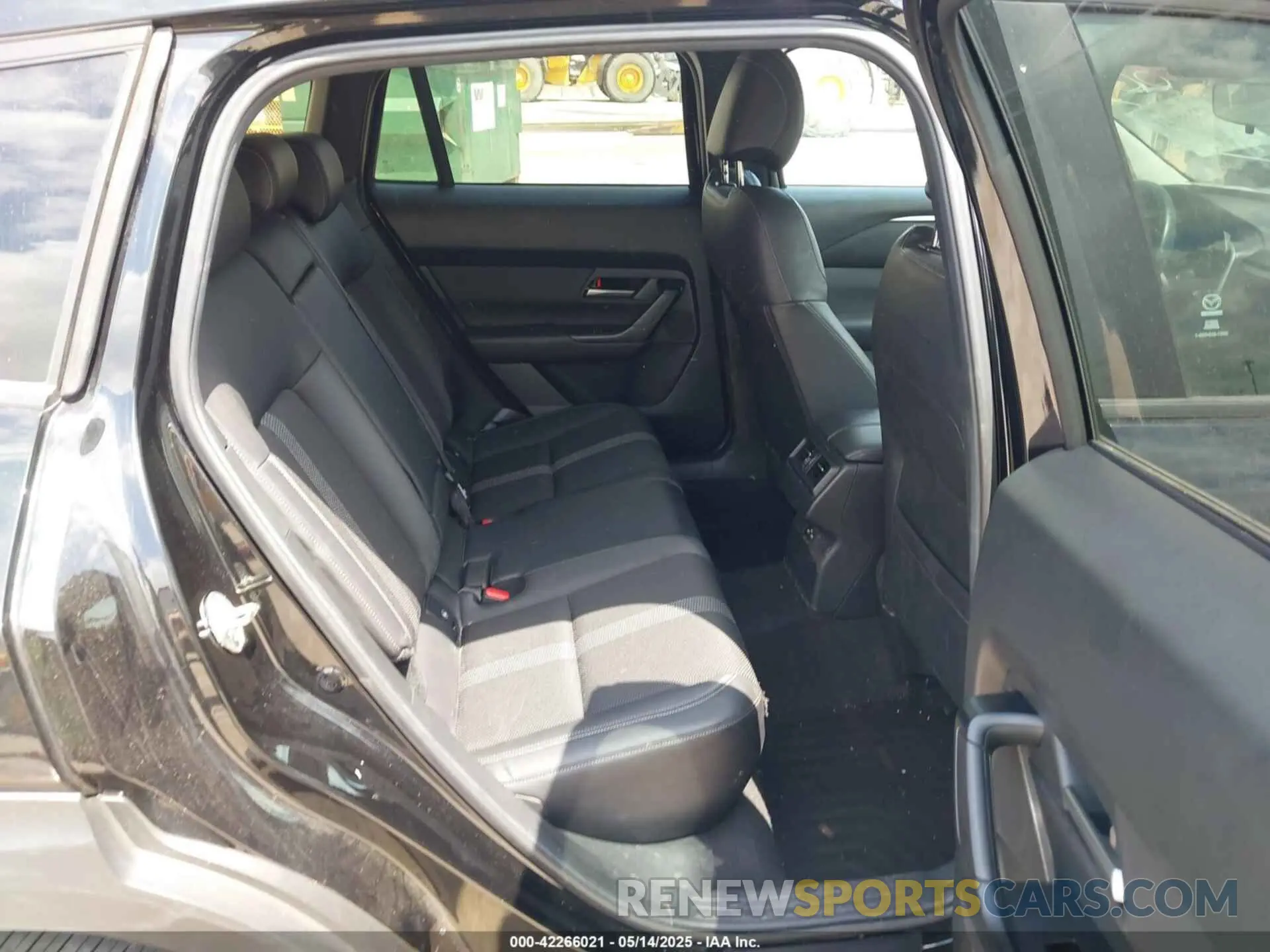 8 Фотография поврежденного автомобиля 7MMVABCM7PN145966 MAZDA CX-50 2023