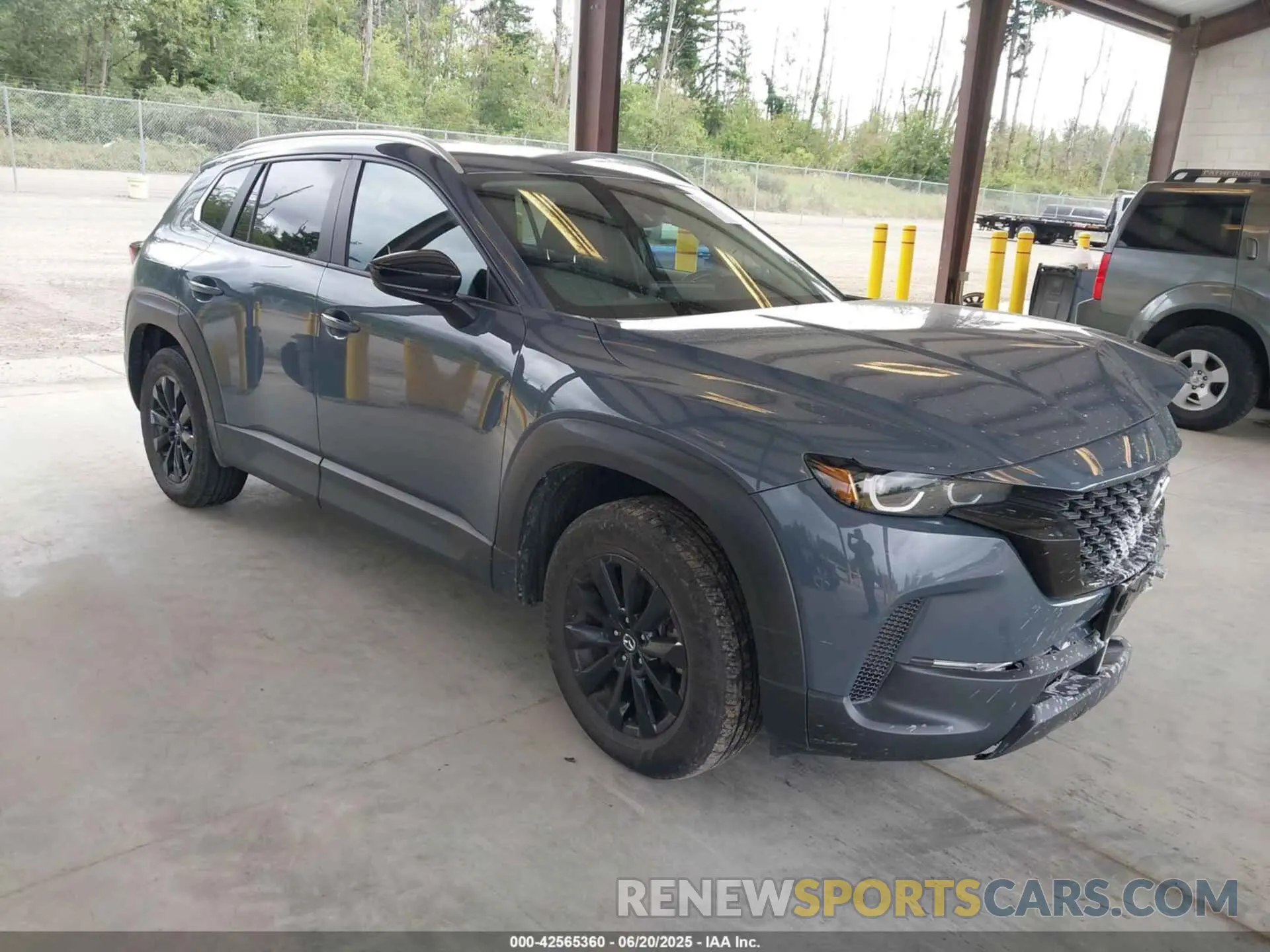 1 Photograph of a damaged car 7MMVABCM8PN132322 MAZDA CX-50 2023
