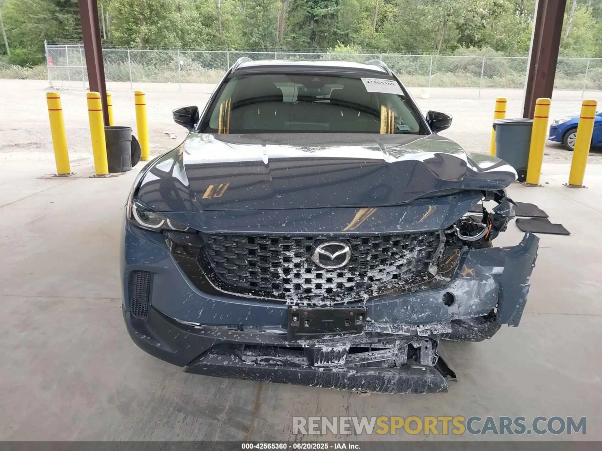 12 Photograph of a damaged car 7MMVABCM8PN132322 MAZDA CX-50 2023