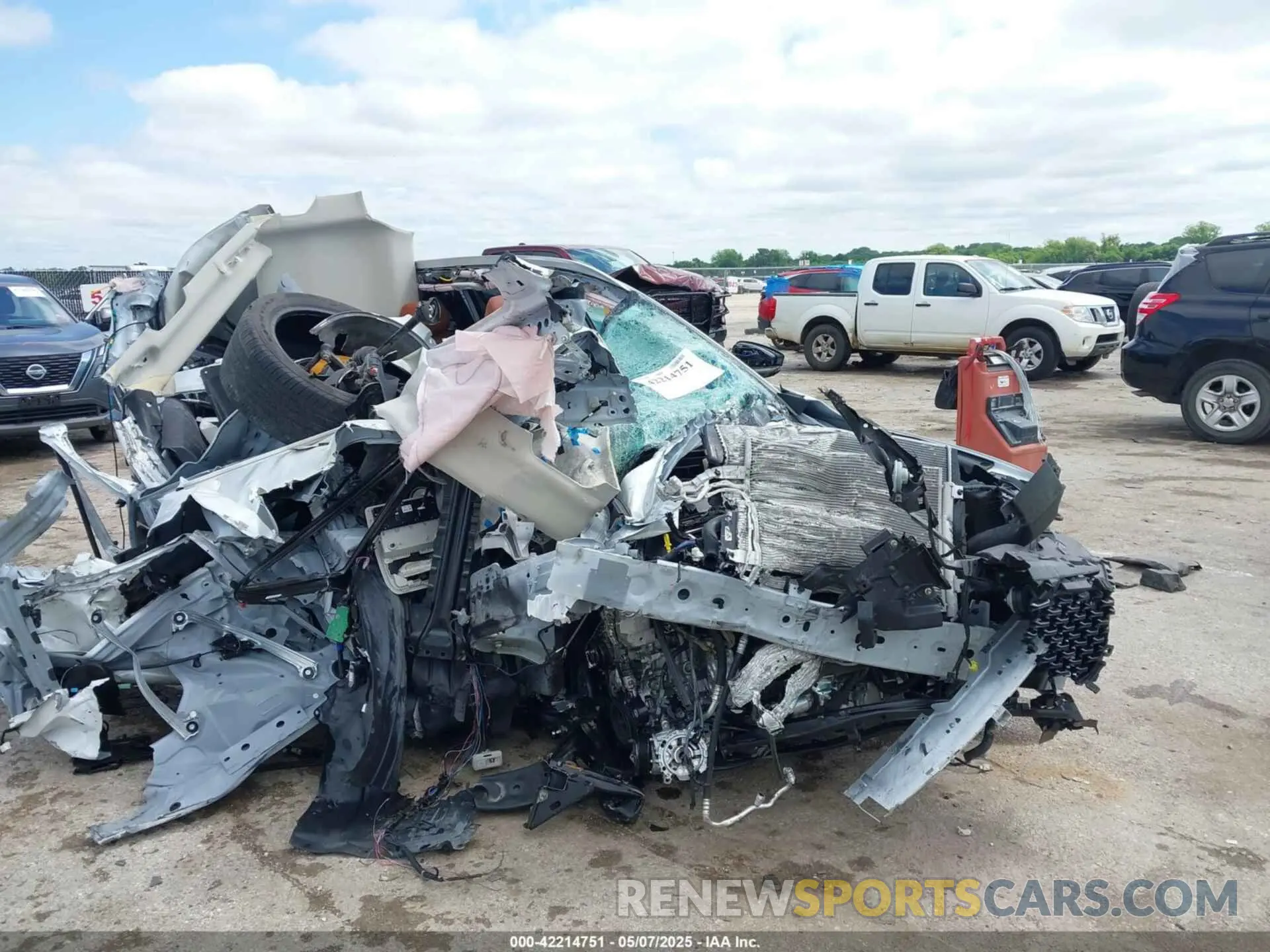 1 Photograph of a damaged car 7MMVABDY7PN138825 MAZDA CX-50 2023