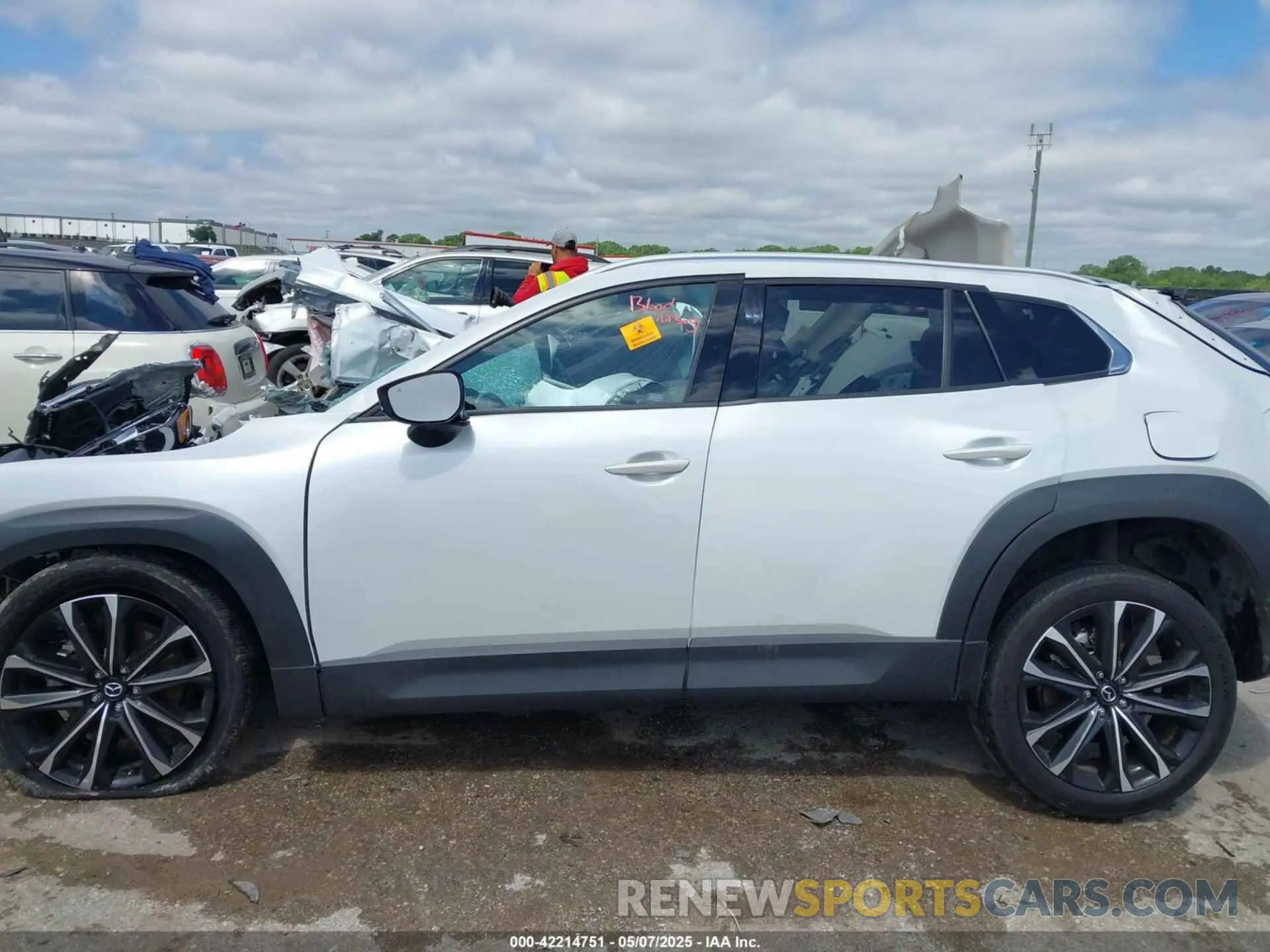 13 Photograph of a damaged car 7MMVABDY7PN138825 MAZDA CX-50 2023