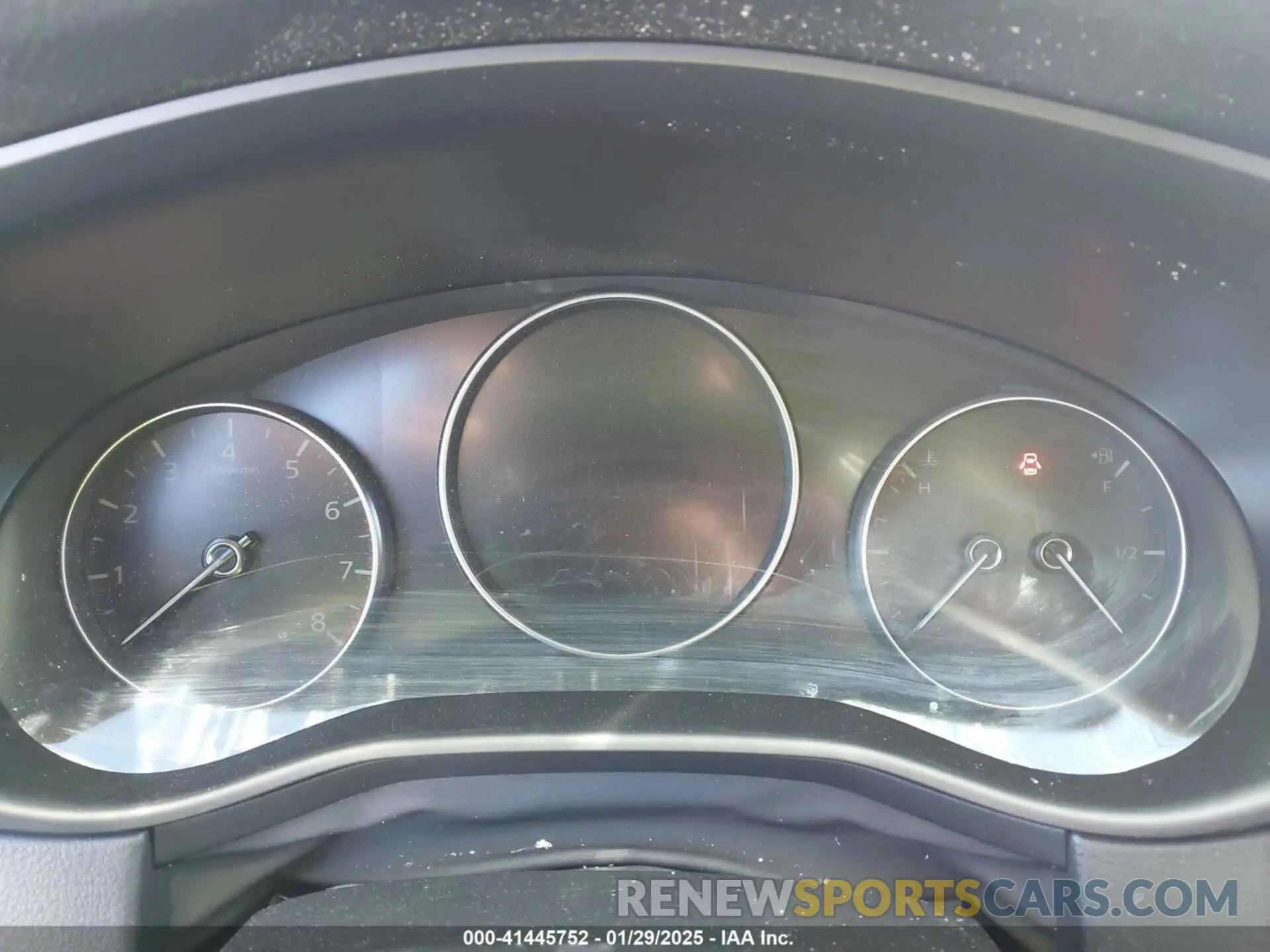 7 Photograph of a damaged car 7MMVABXY0PN119903 MAZDA CX-50 2023