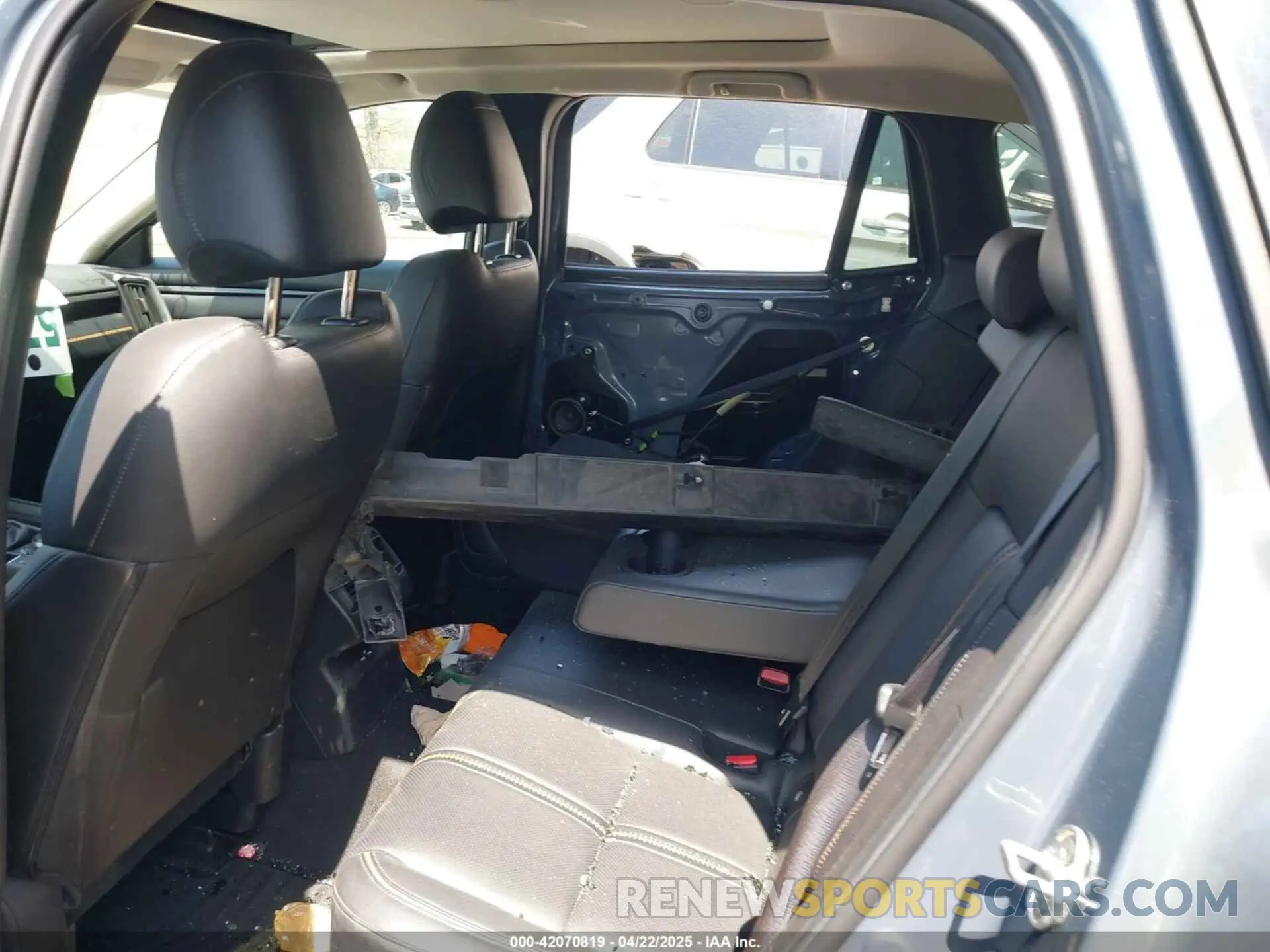 8 Фотография поврежденного автомобиля 7MMVABXY9PN143049 MAZDA CX-50 2023