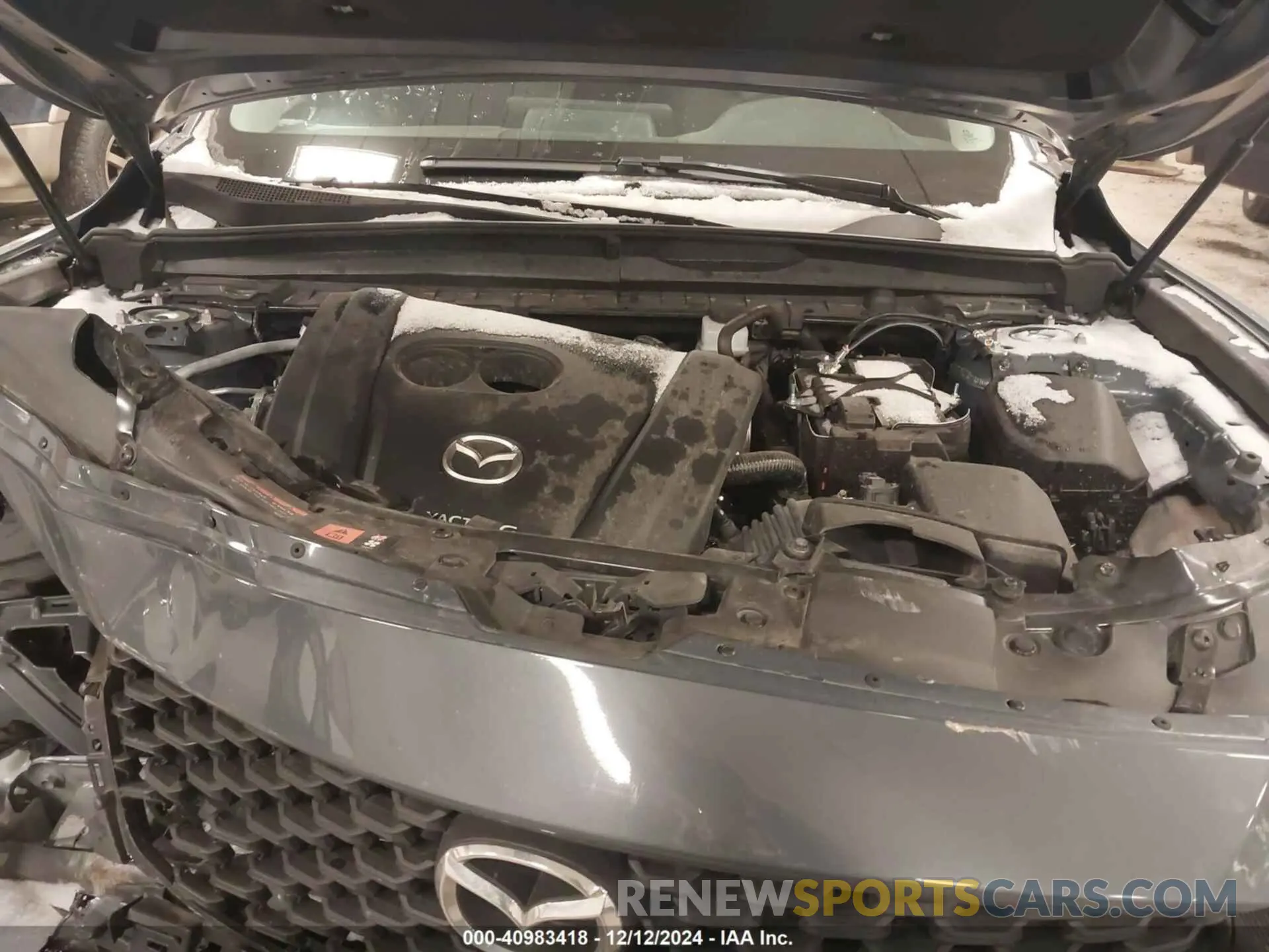 10 Photograph of a damaged car 7MMVABAM0RN221288 MAZDA CX-50 2024
