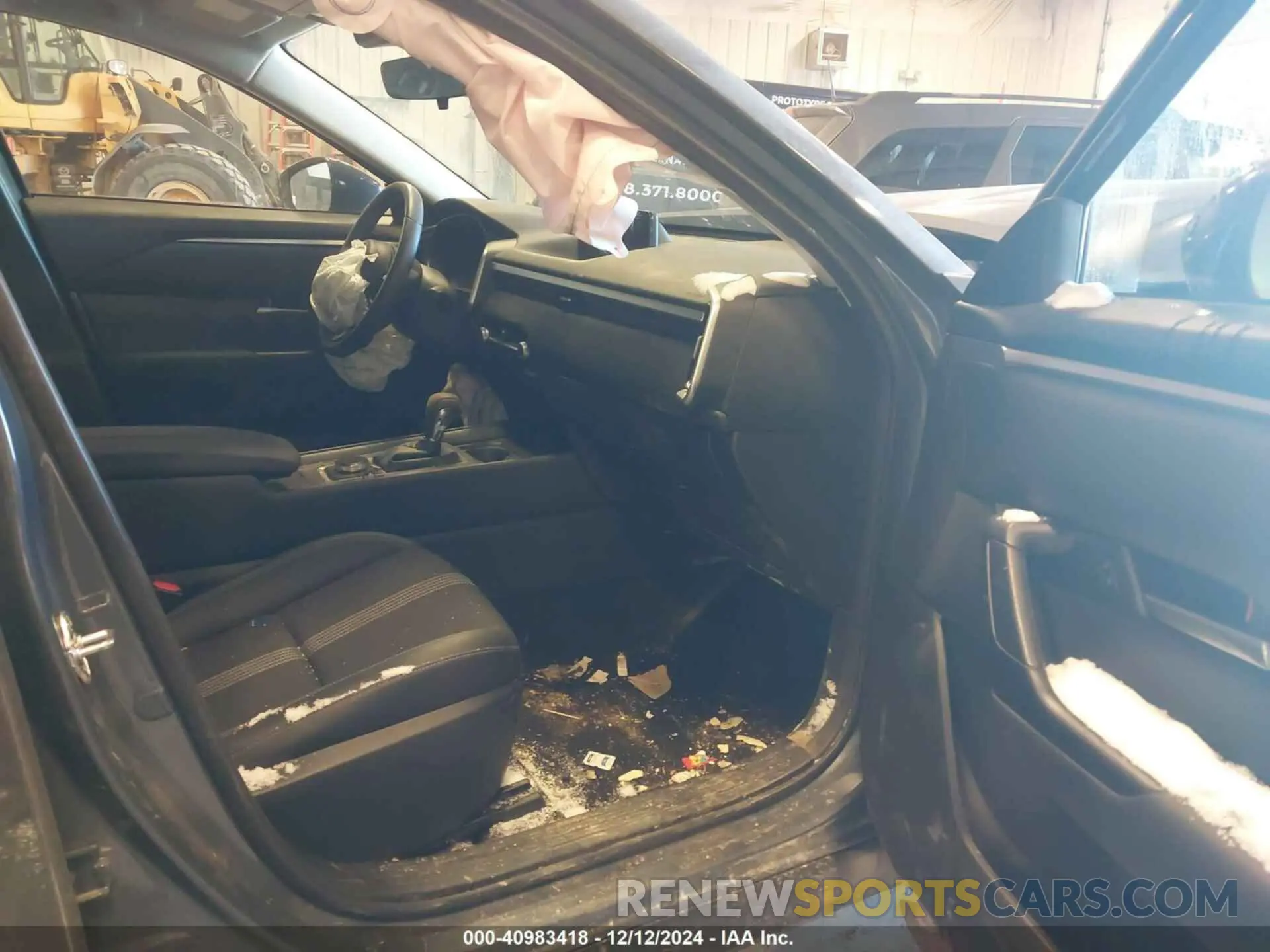 5 Photograph of a damaged car 7MMVABAM0RN221288 MAZDA CX-50 2024