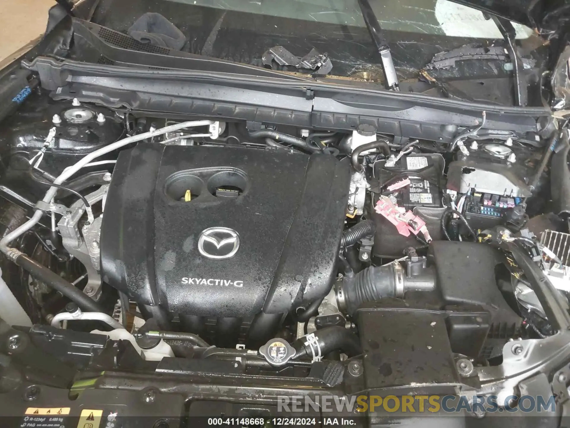 10 Photograph of a damaged car 7MMVABAM2RN180758 MAZDA CX-50 2024
