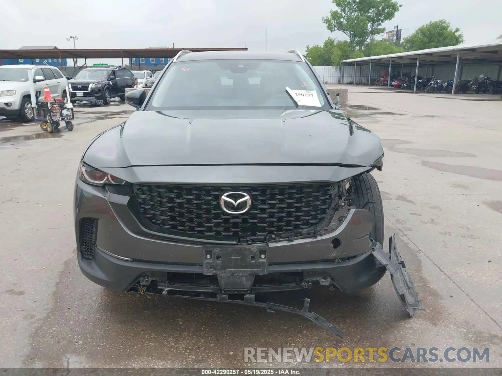12 Photograph of a damaged car 7MMVABAM2RN207361 MAZDA CX-50 2024