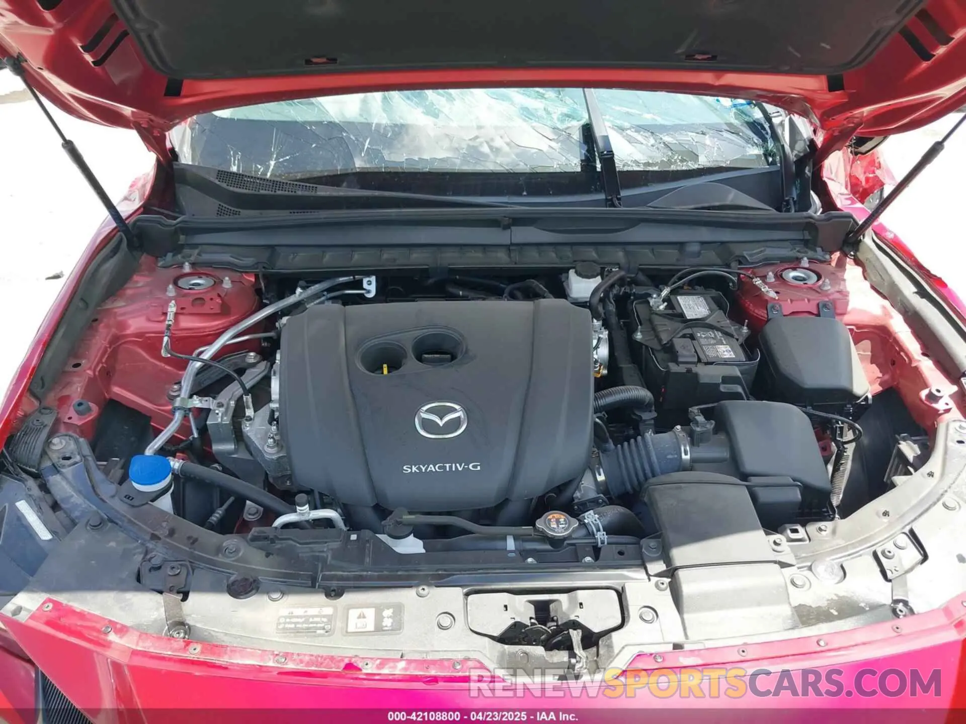 10 Photograph of a damaged car 7MMVABAM3RN207983 MAZDA CX-50 2024