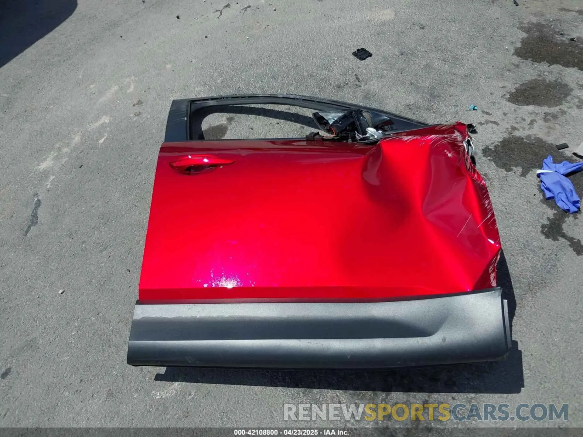 11 Photograph of a damaged car 7MMVABAM3RN207983 MAZDA CX-50 2024
