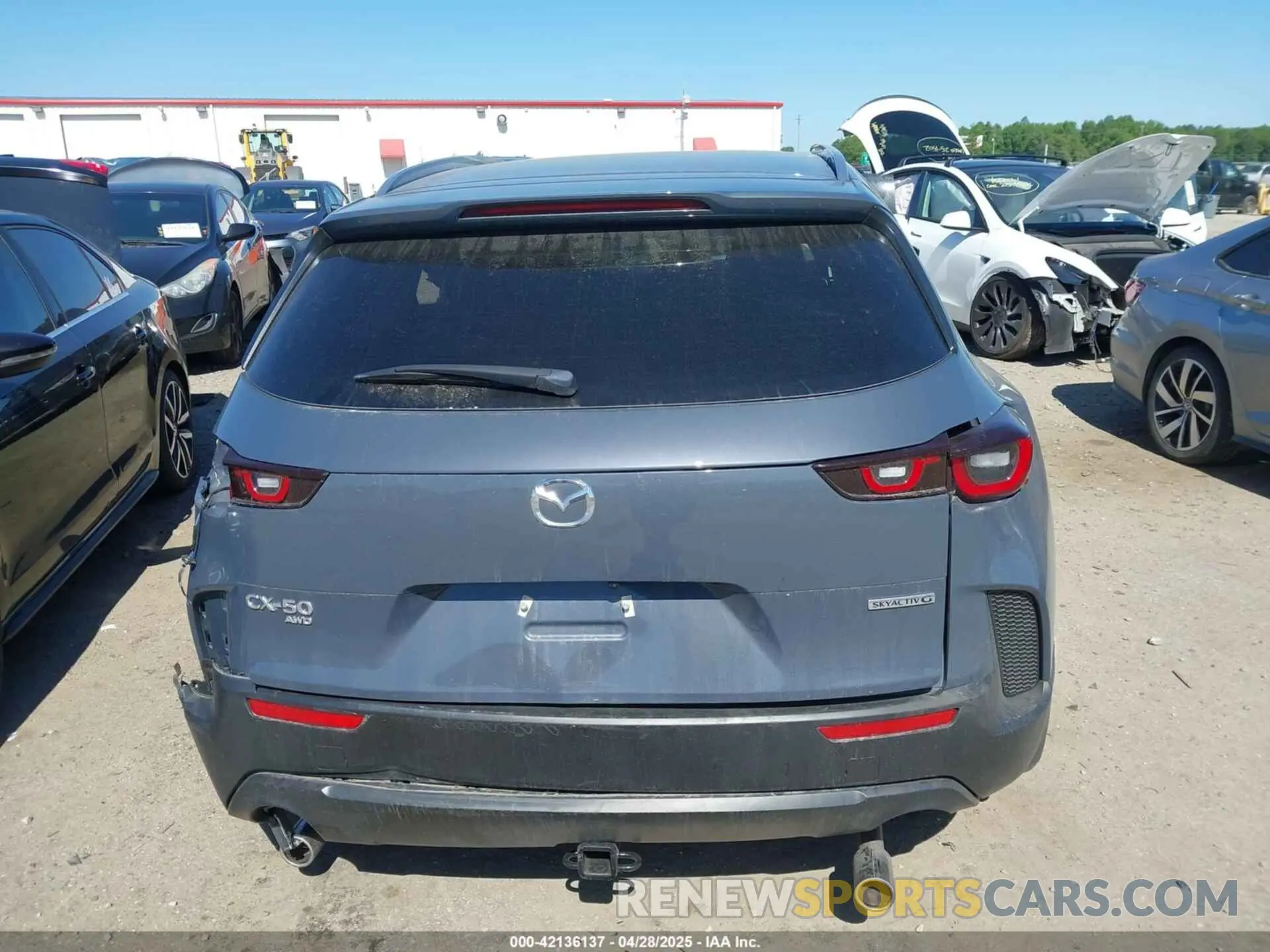 16 Photograph of a damaged car 7MMVABAM5RN192435 MAZDA CX-50 2024