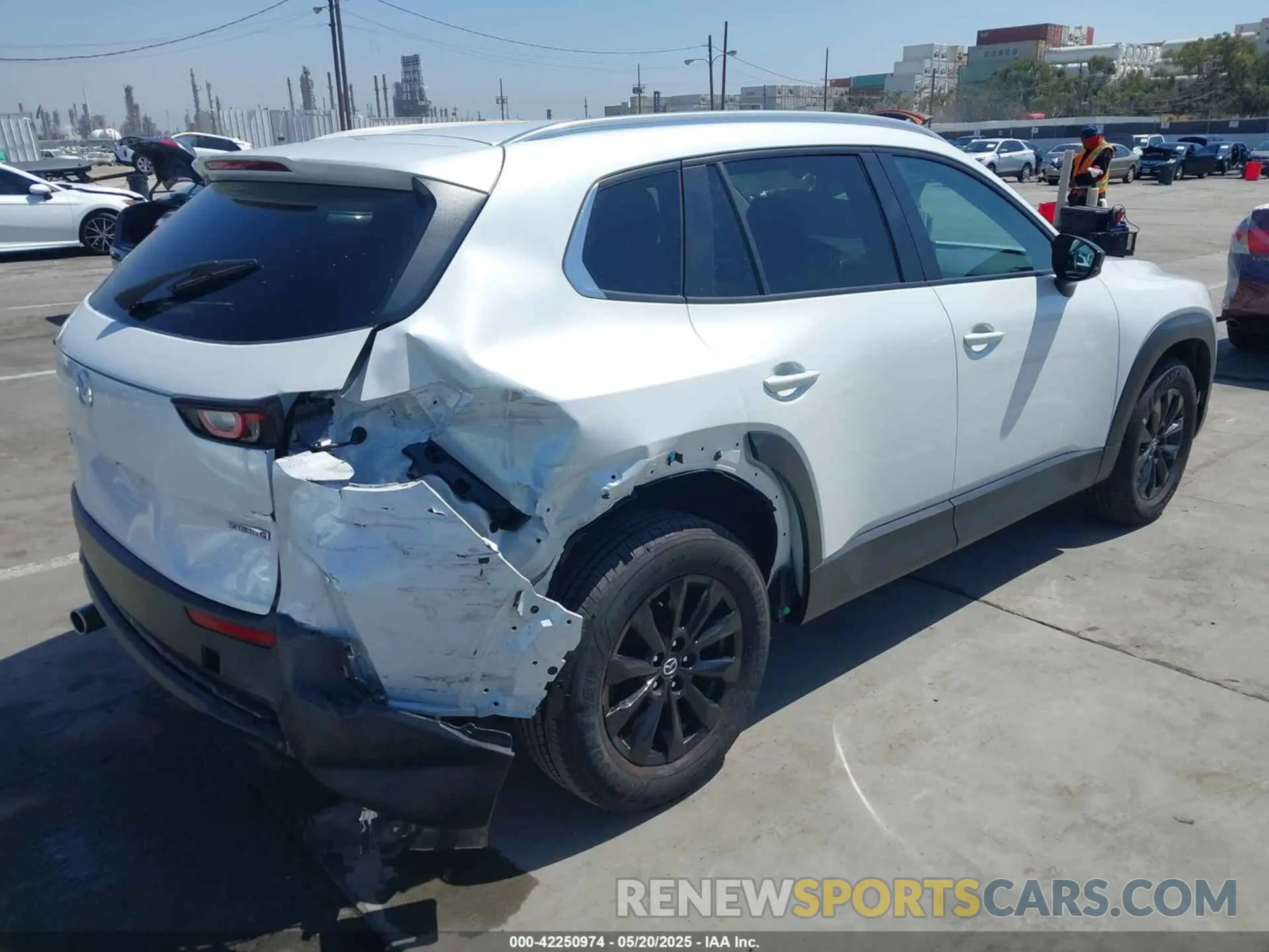 4 Фотография поврежденного автомобиля 7MMVABAM6RN215530 MAZDA CX-50 2024