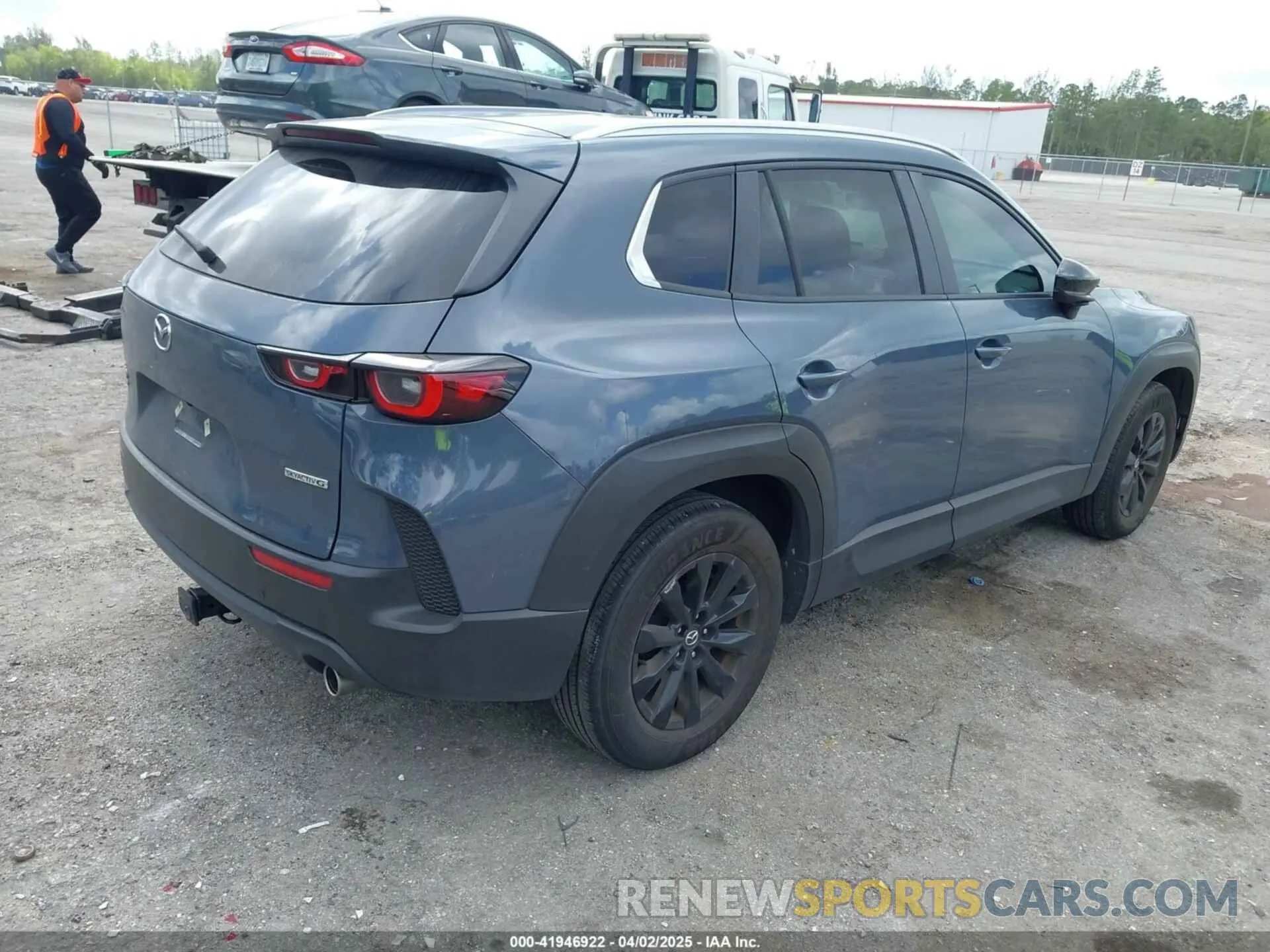 4 Photograph of a damaged car 7MMVABAMXRN191832 MAZDA CX-50 2024