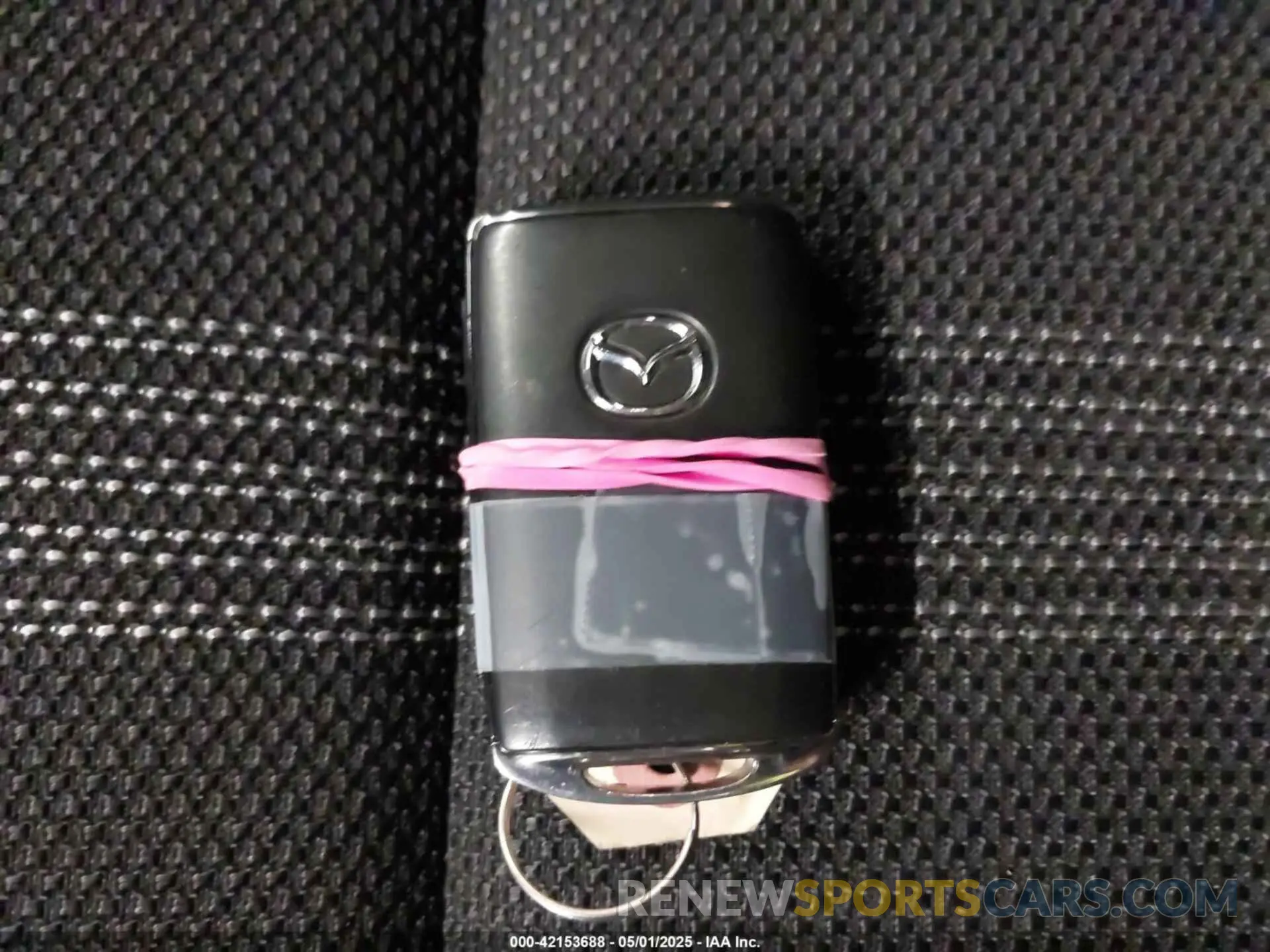 11 Photograph of a damaged car 7MMVABBM3RN243297 MAZDA CX-50 2024