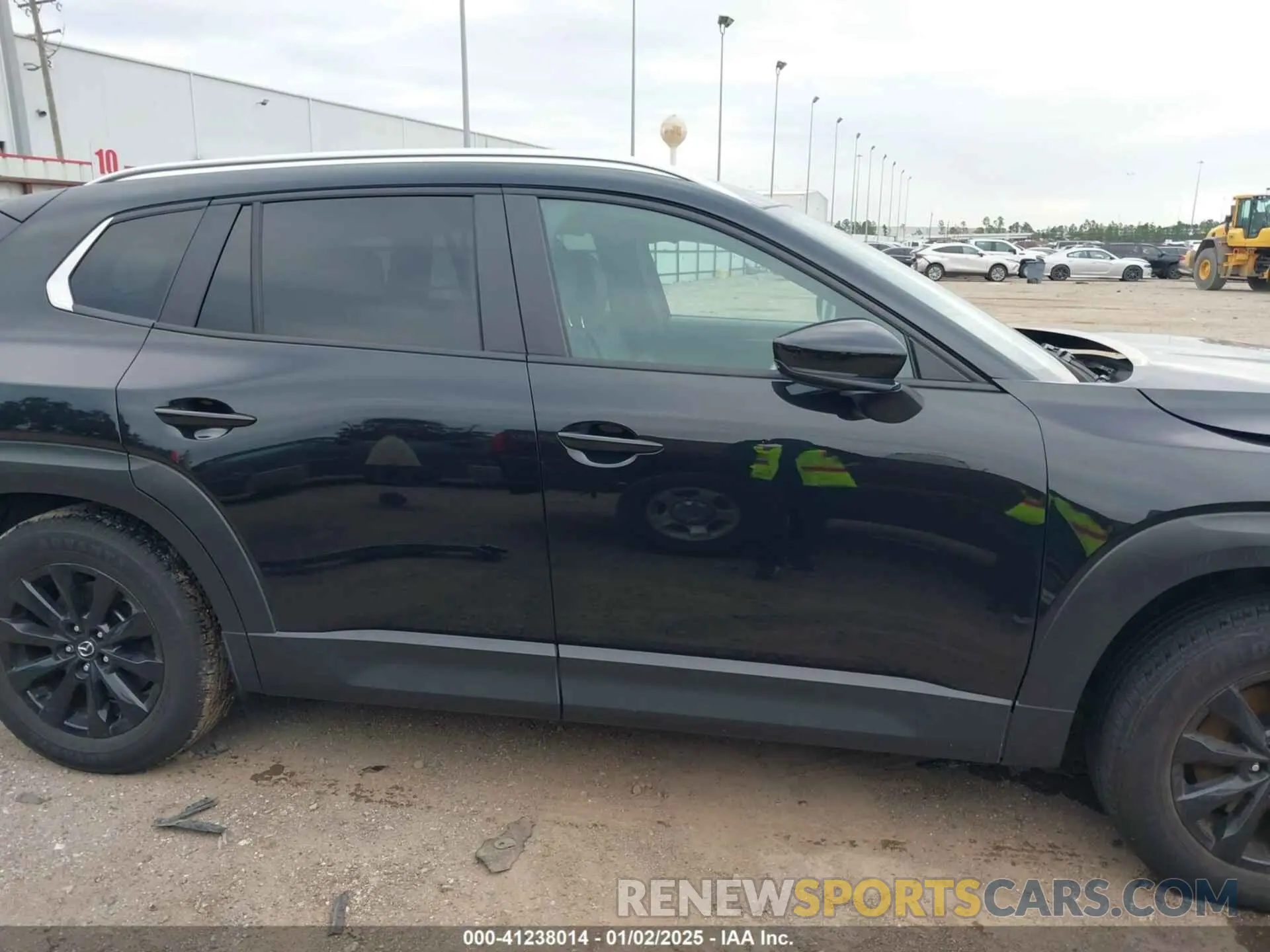 13 Photograph of a damaged car 7MMVABBM4RN183708 MAZDA CX-50 2024
