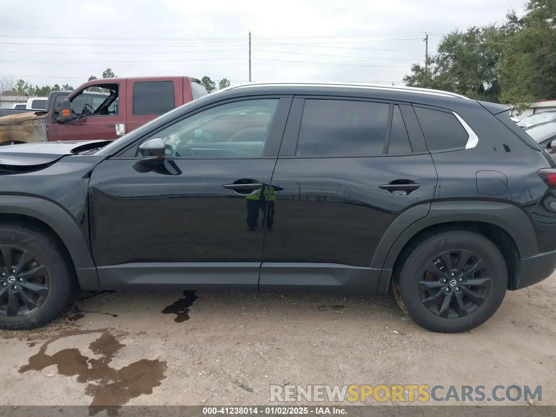 14 Photograph of a damaged car 7MMVABBM4RN183708 MAZDA CX-50 2024