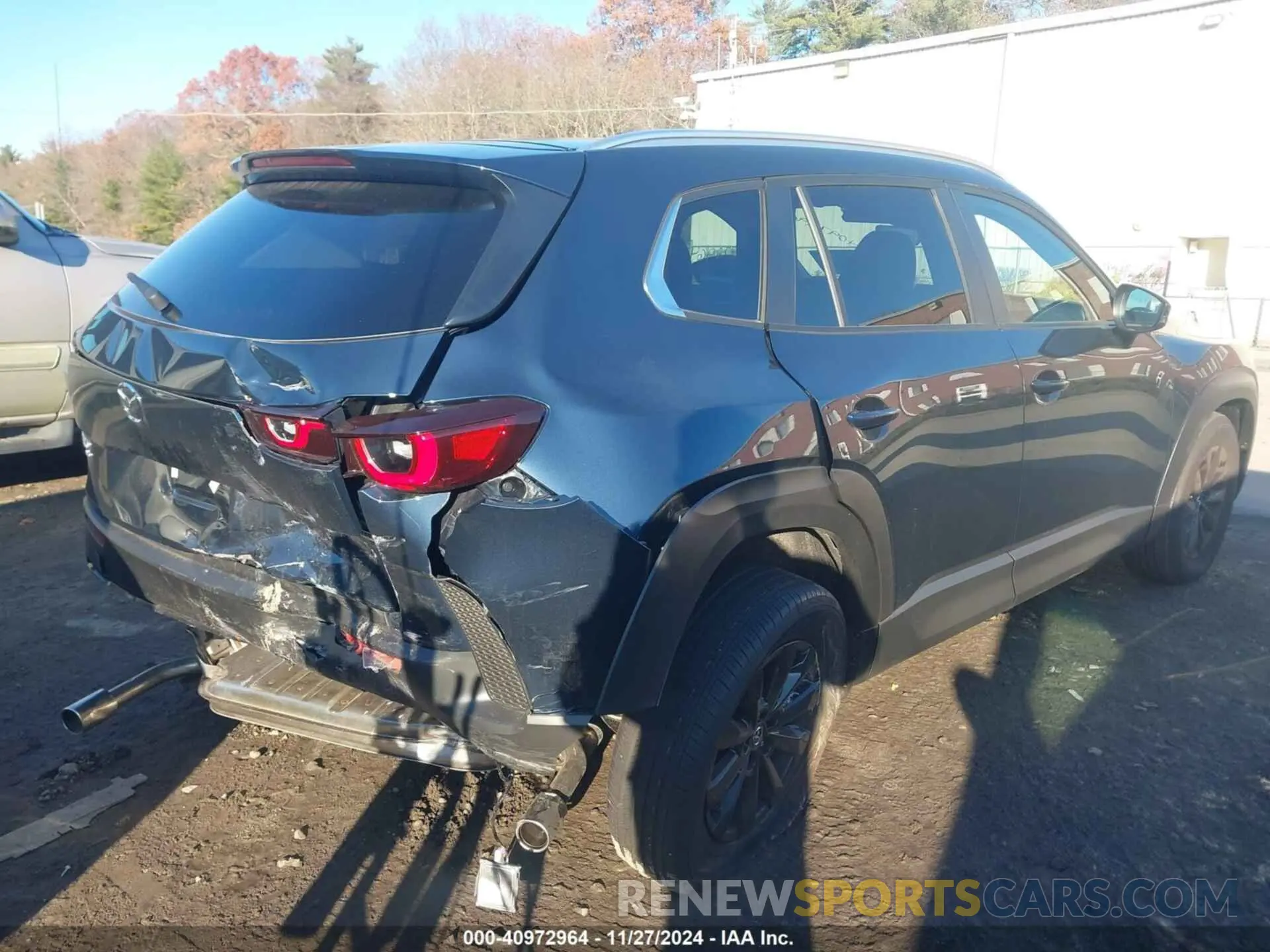 4 Photograph of a damaged car 7MMVABBM5RN238232 MAZDA CX-50 2024