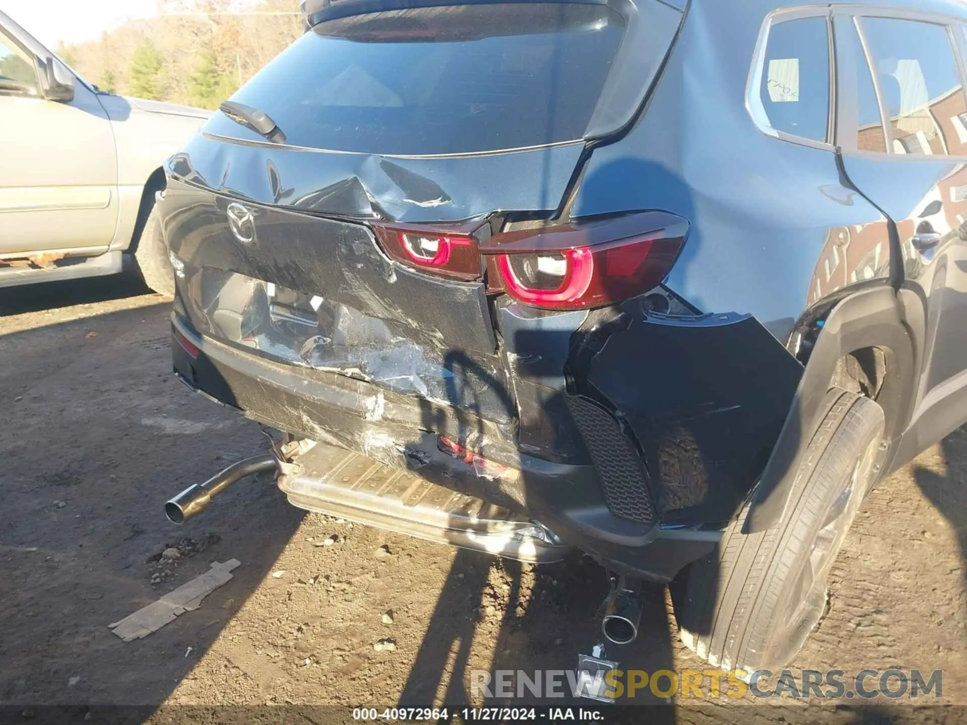 6 Photograph of a damaged car 7MMVABBM5RN238232 MAZDA CX-50 2024