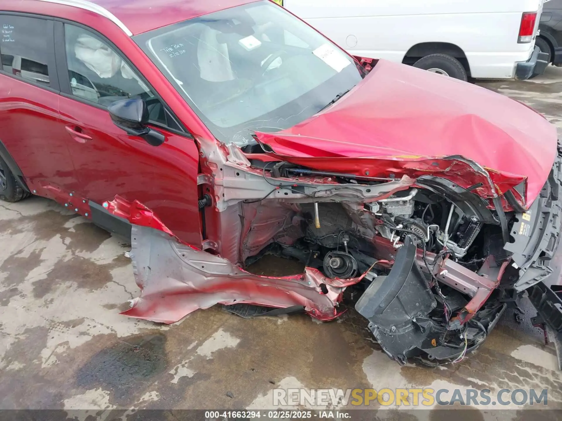 17 Photograph of a damaged car 7MMVABBM6RN175805 MAZDA CX-50 2024