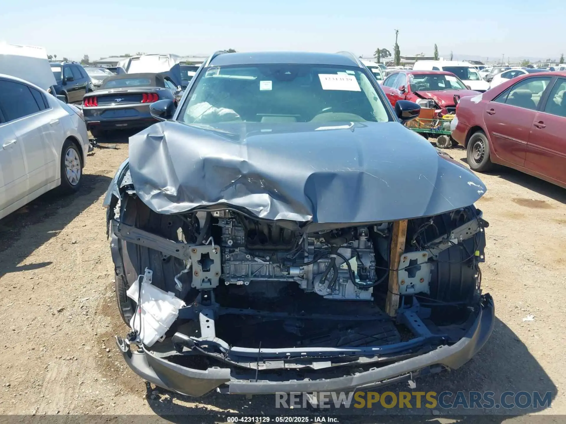 12 Photograph of a damaged car 7MMVABBM7RN165817 MAZDA CX-50 2024