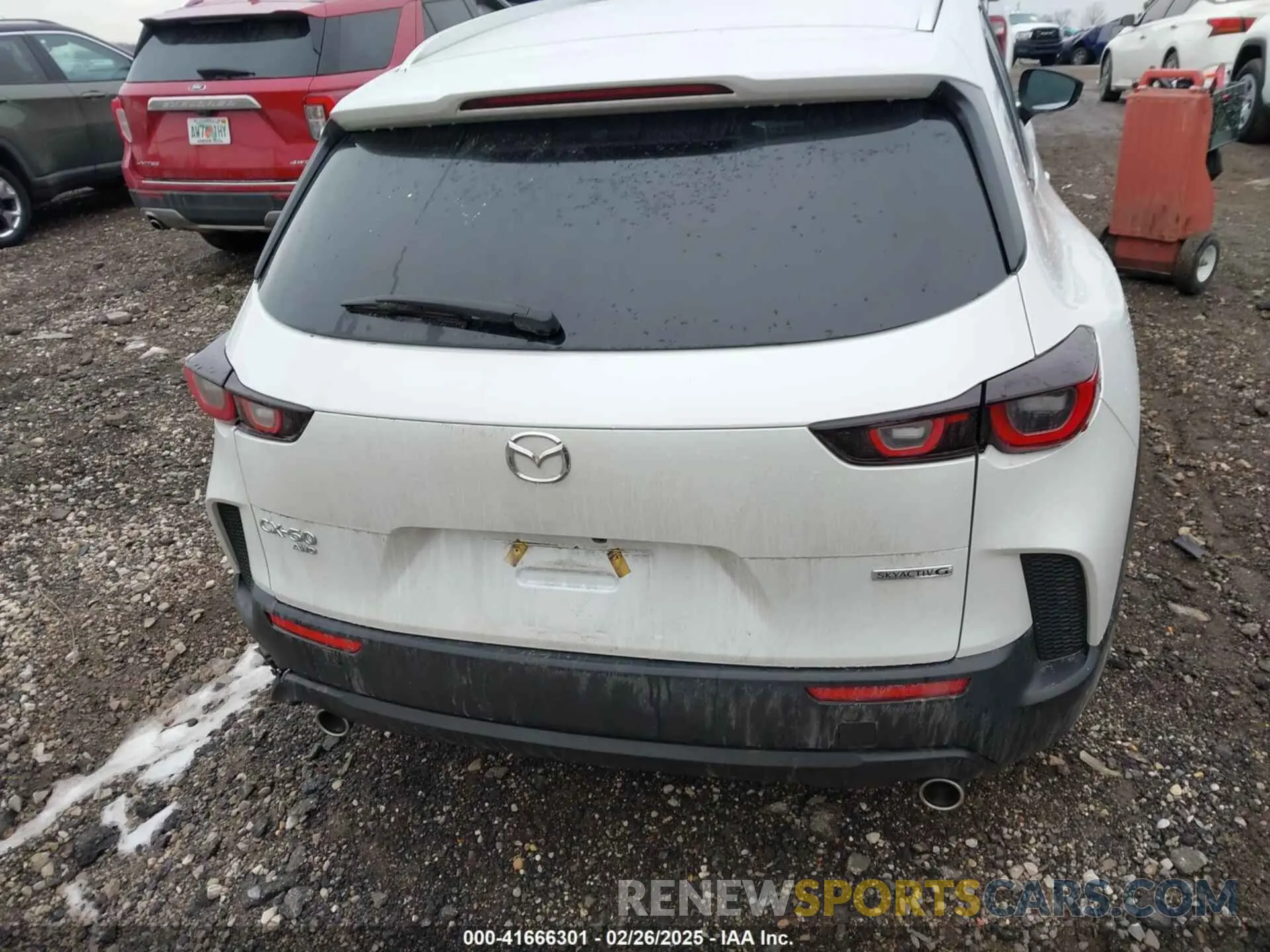 16 Photograph of a damaged car 7MMVABBM8RN181296 MAZDA CX-50 2024